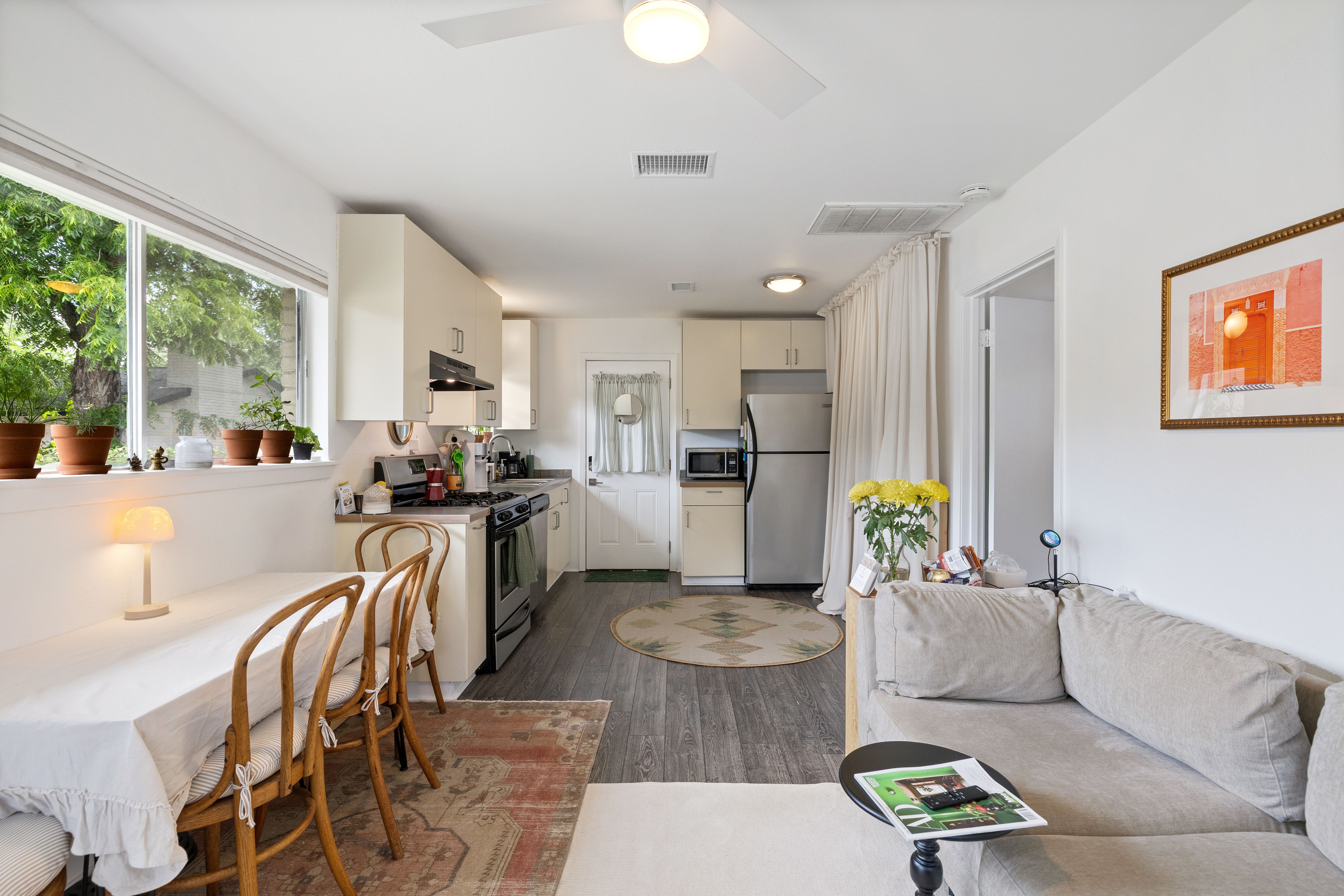 1717 Bluebonnet Lane 