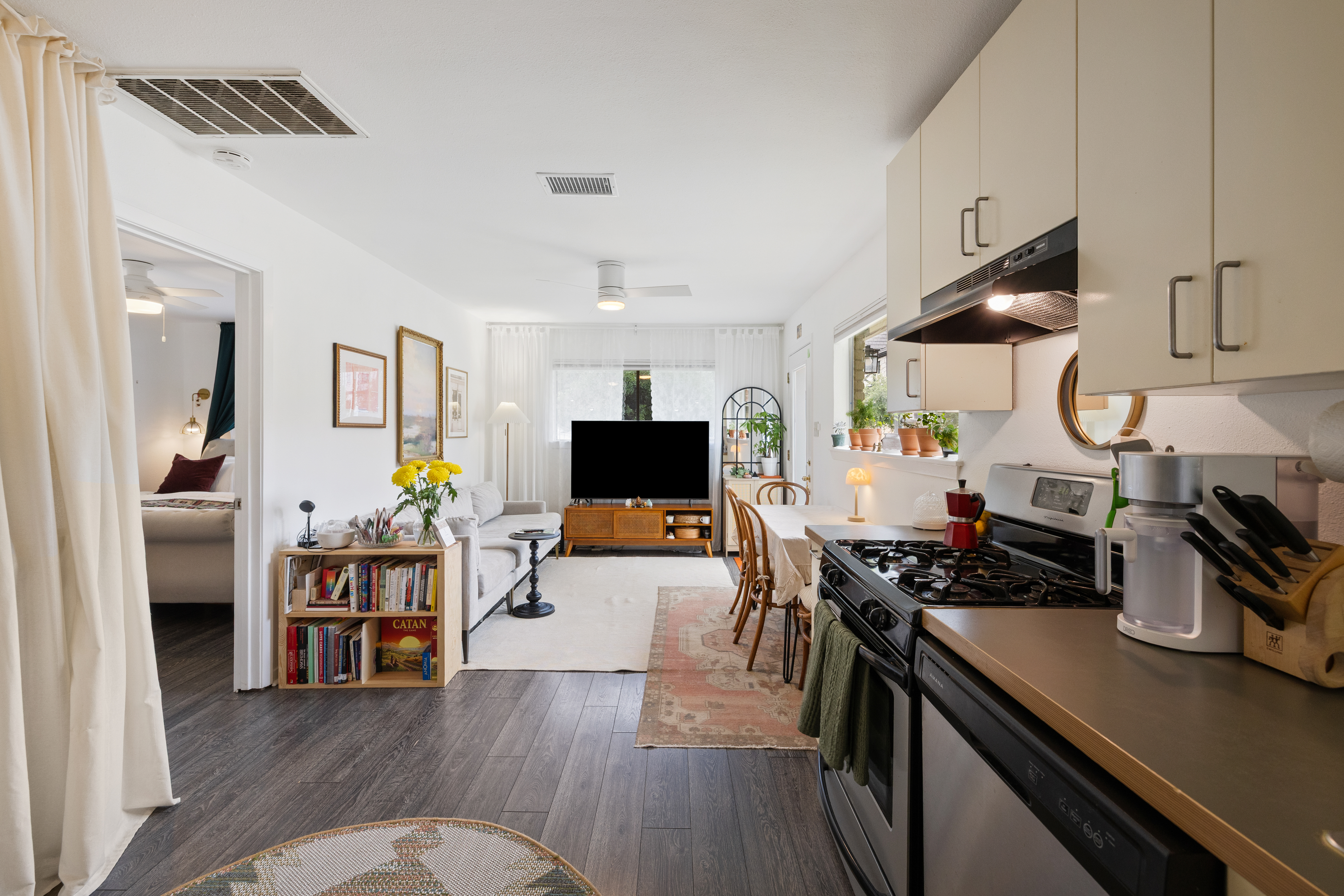 1717 Bluebonnet Lane 