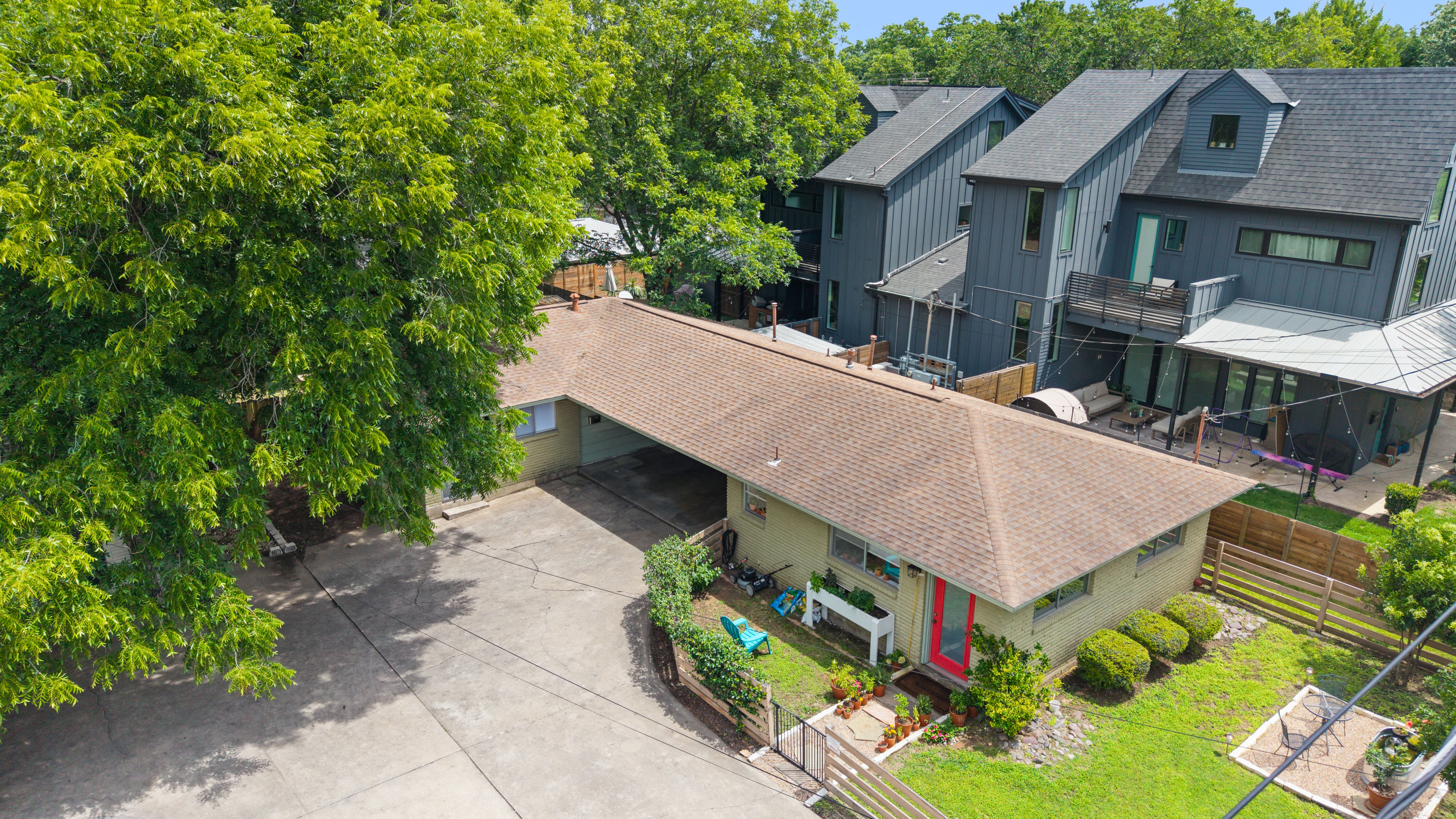 1717 Bluebonnet Lane 