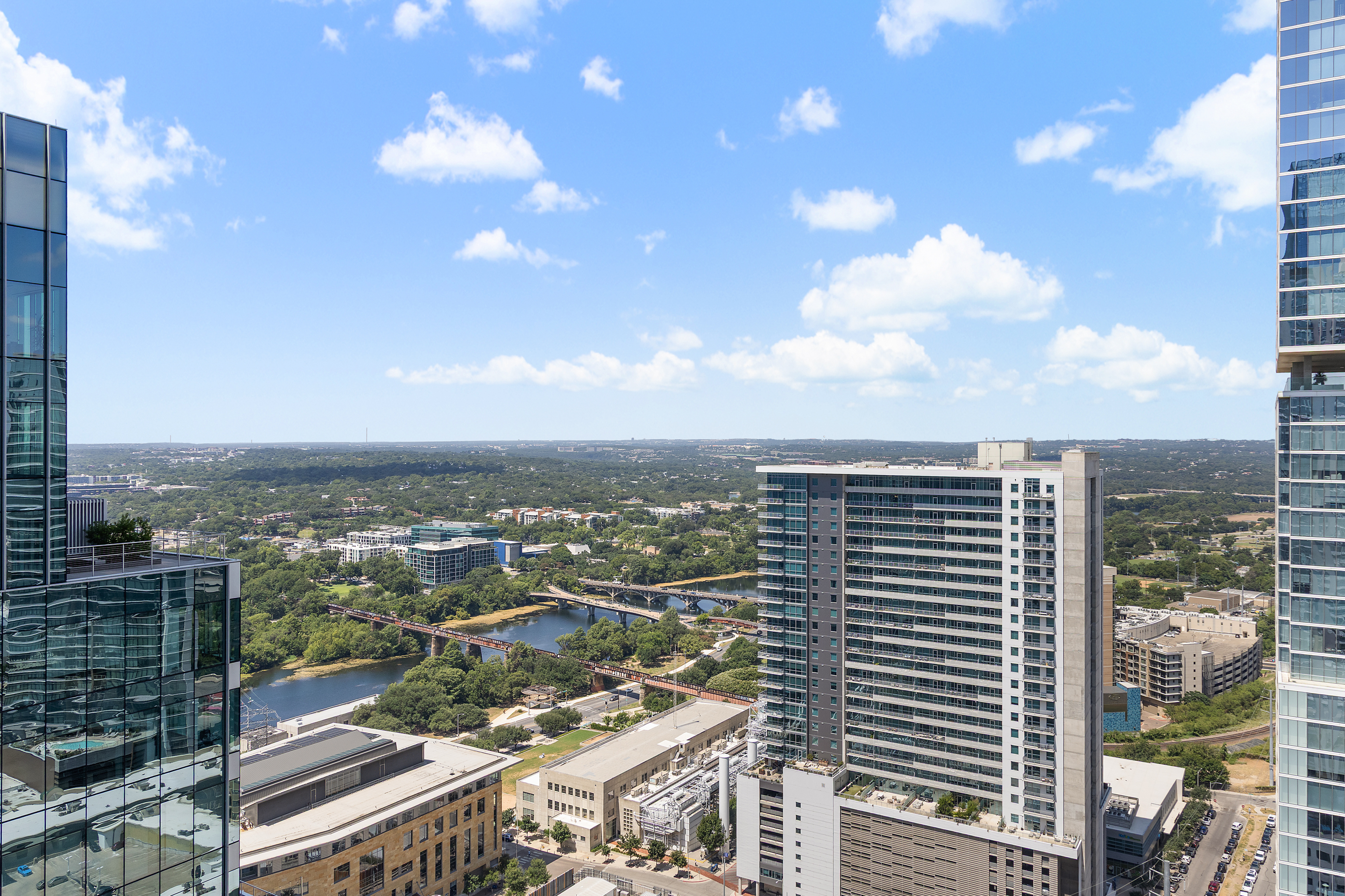 360 Nueces Street Unit 3202