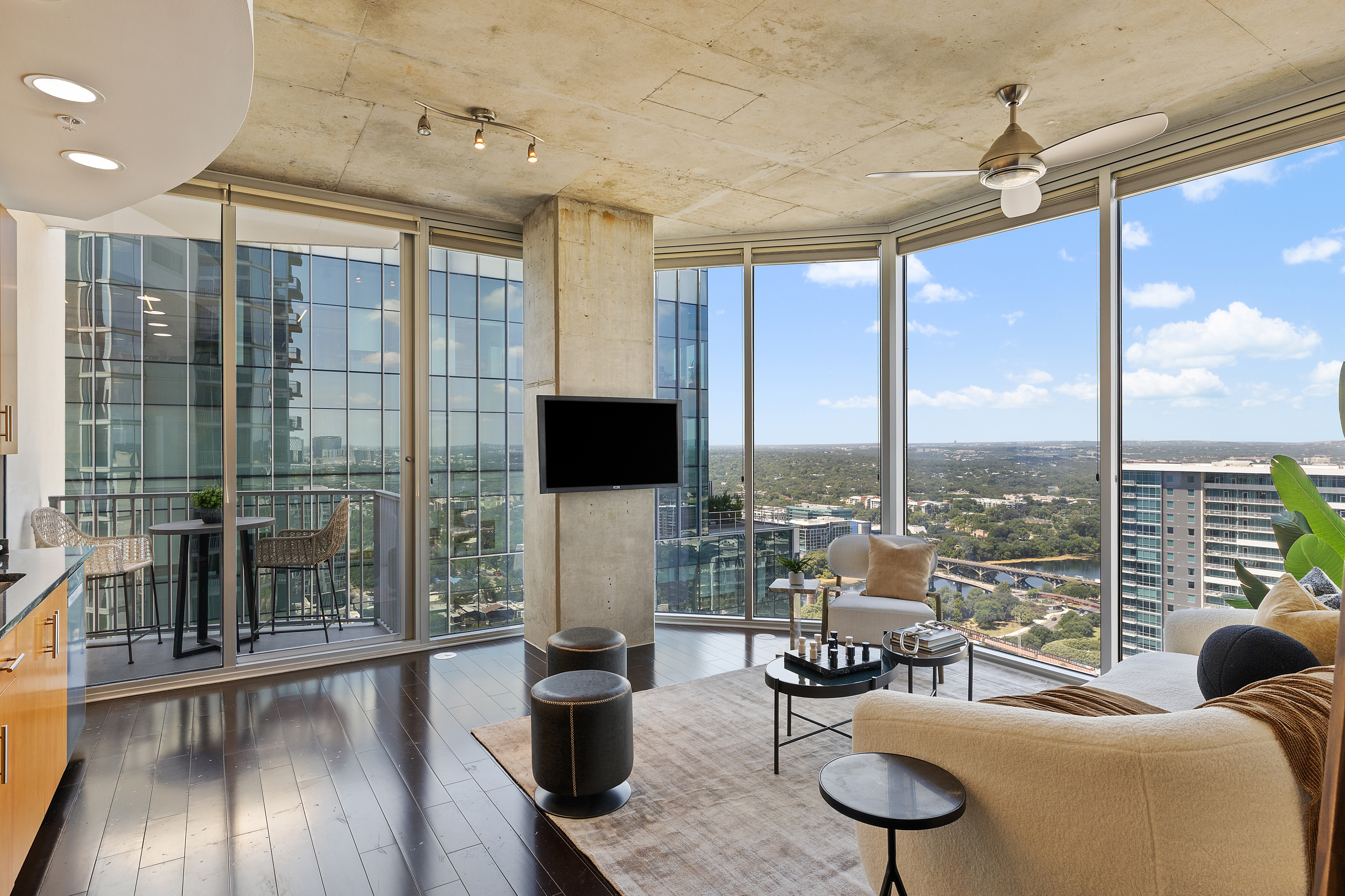 360 Nueces Street Unit 3202