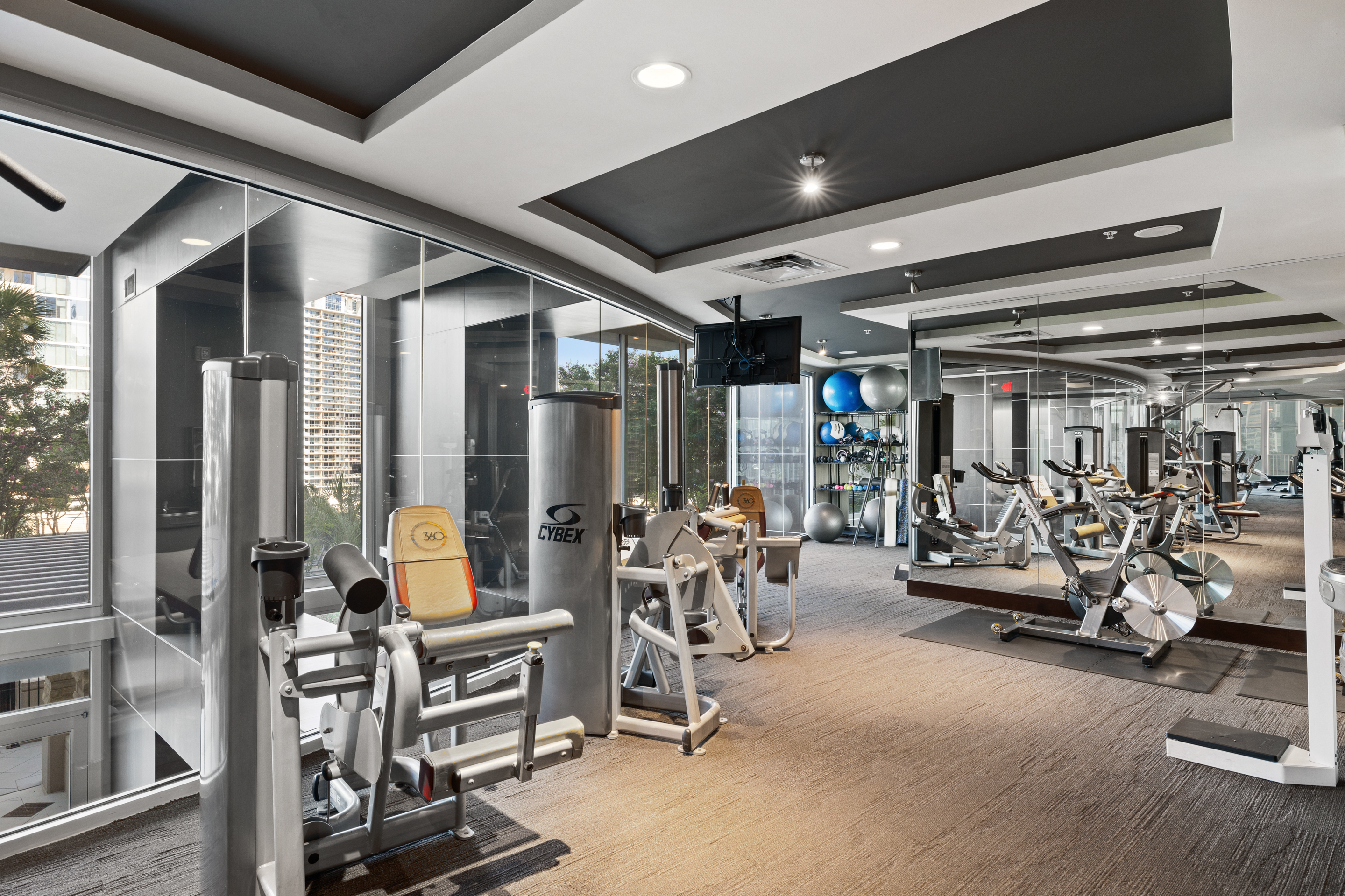360 Nueces Street Unit 3202