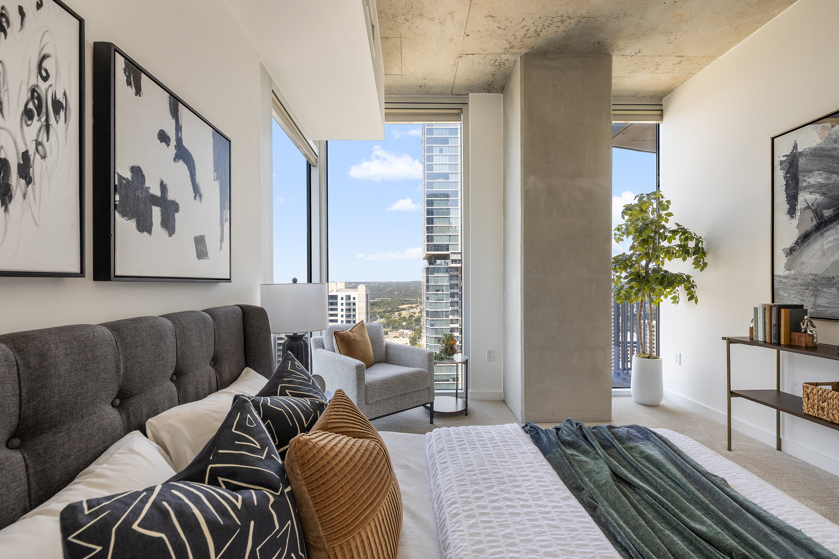 360 Nueces Street Unit 3202
