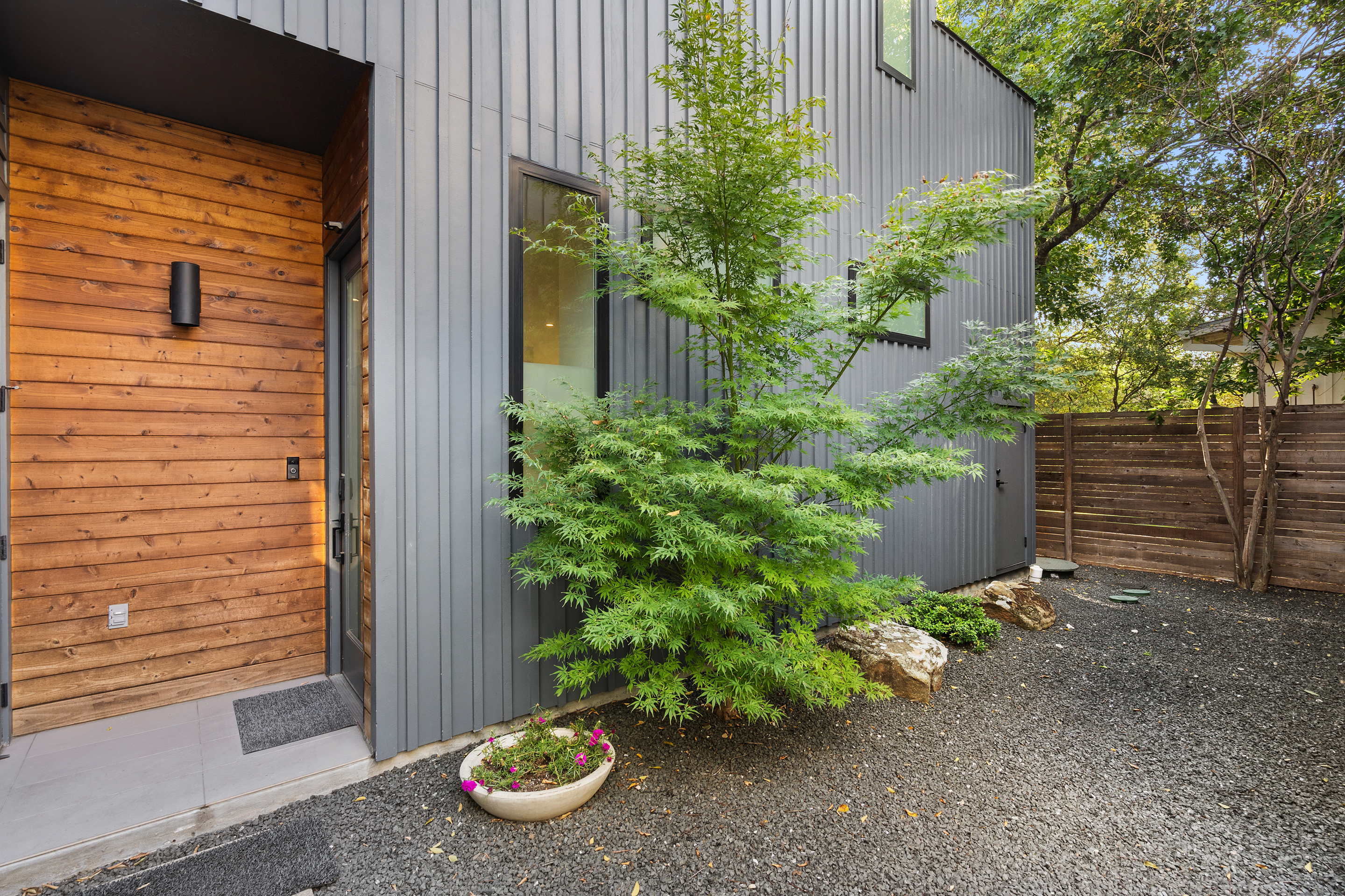 707 E. Live Oak Street, #2 