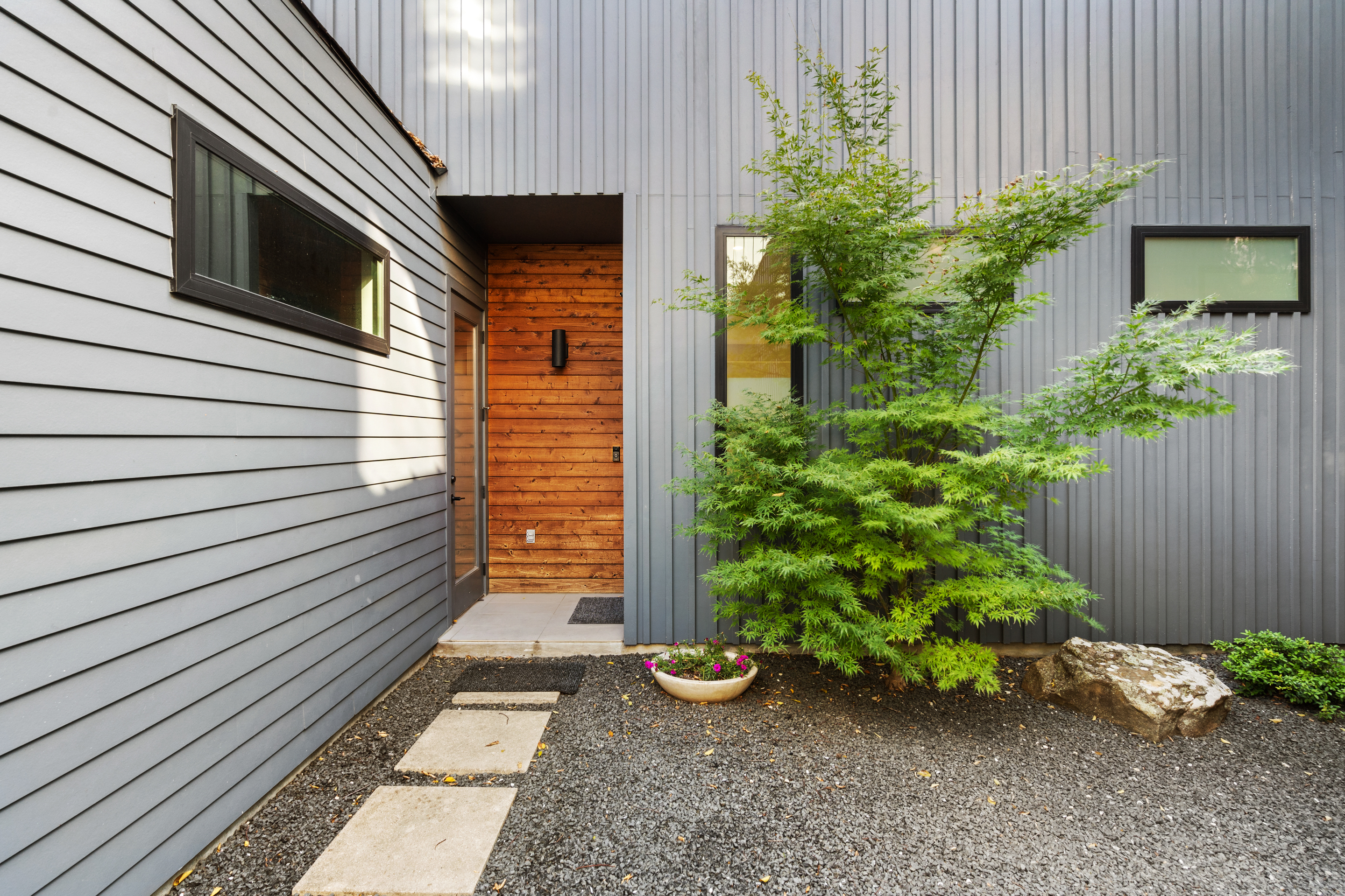 707 E. Live Oak Street, #2 