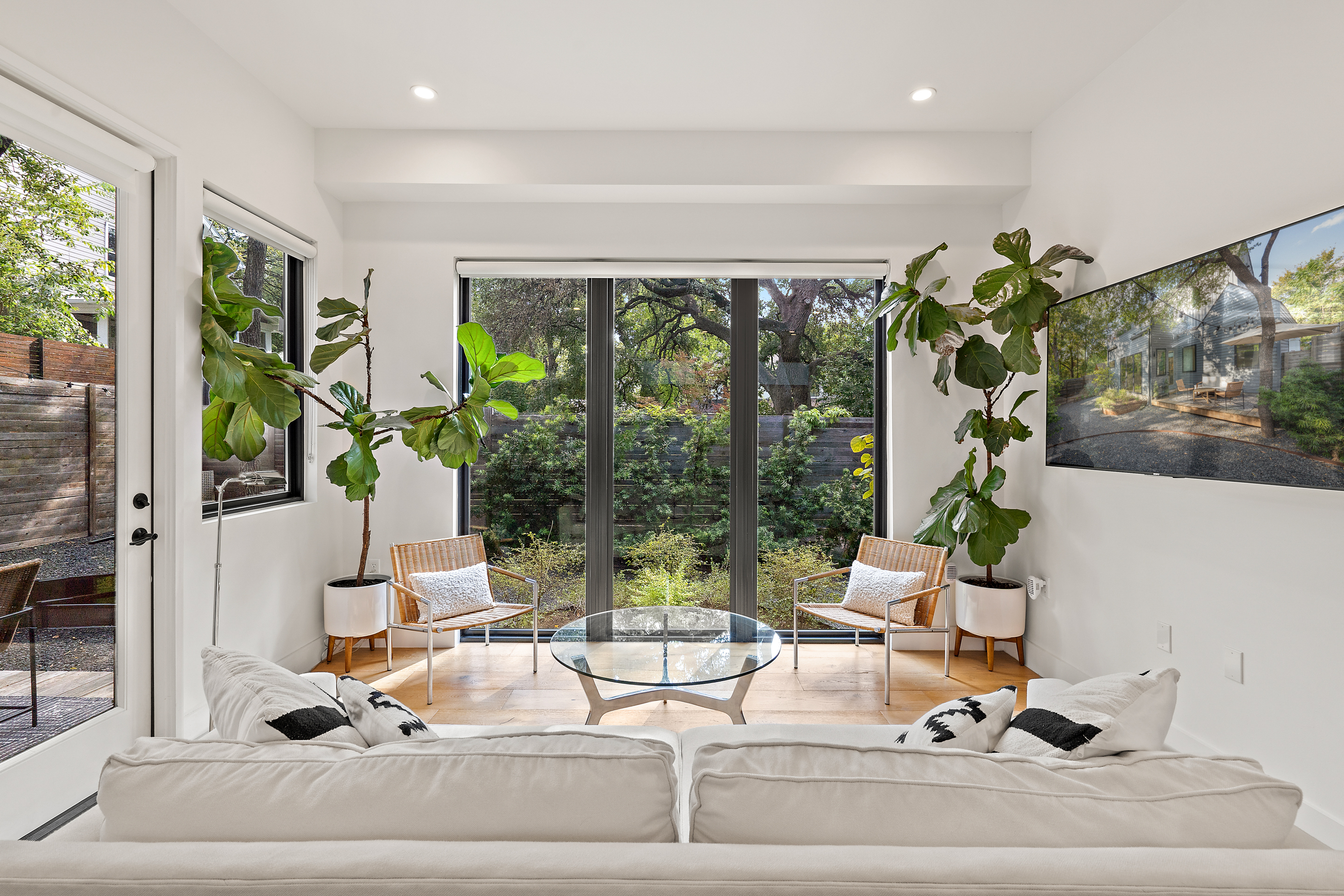 707 E. Live Oak Street, #2 