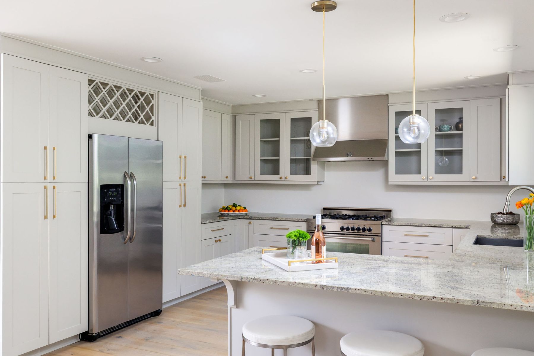 2212 East Side Drive 