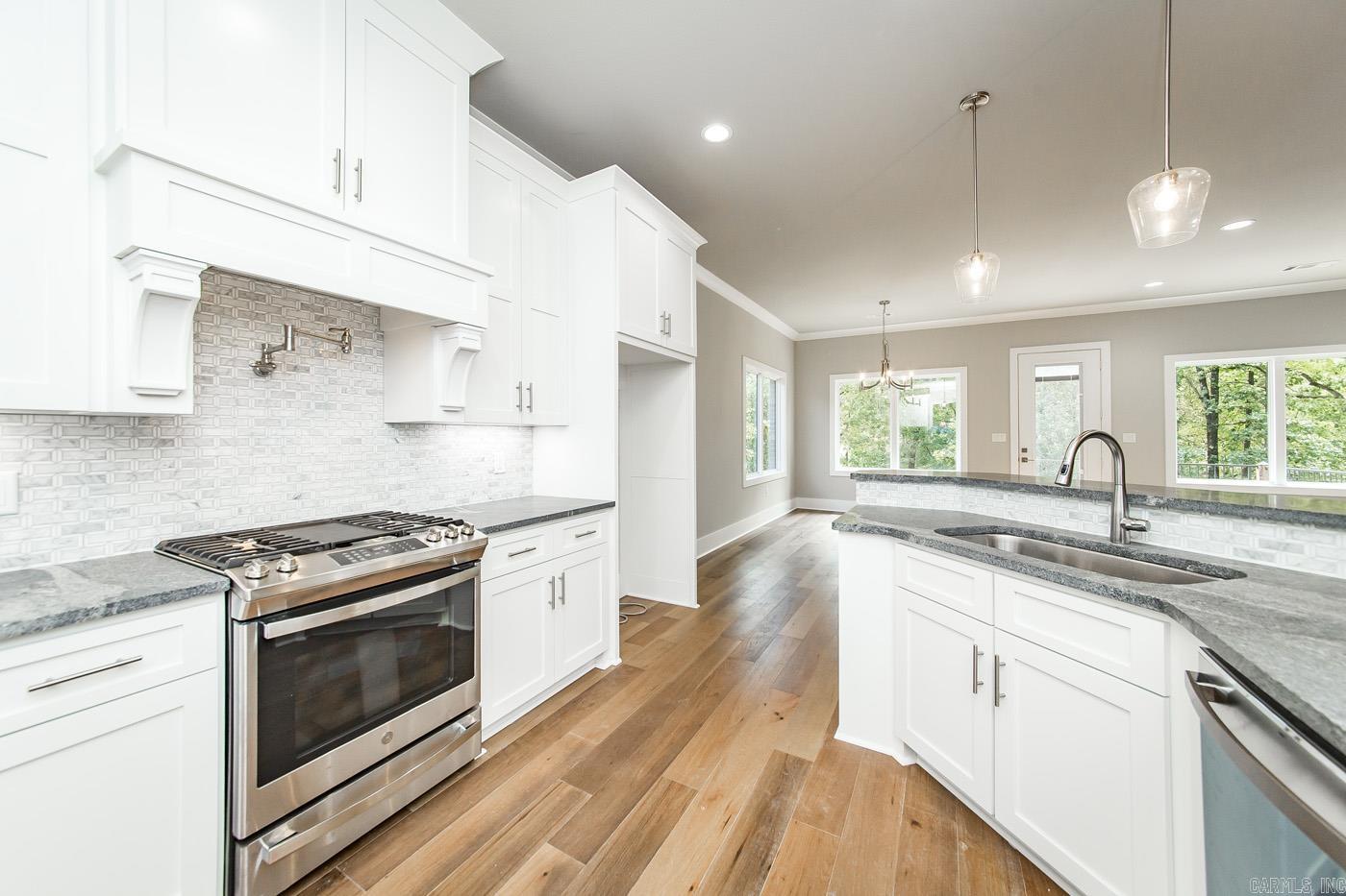 7204 Scotthaven