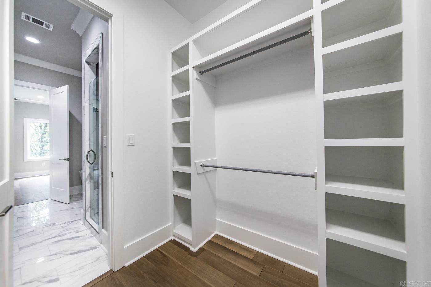 7204 Scotthaven
