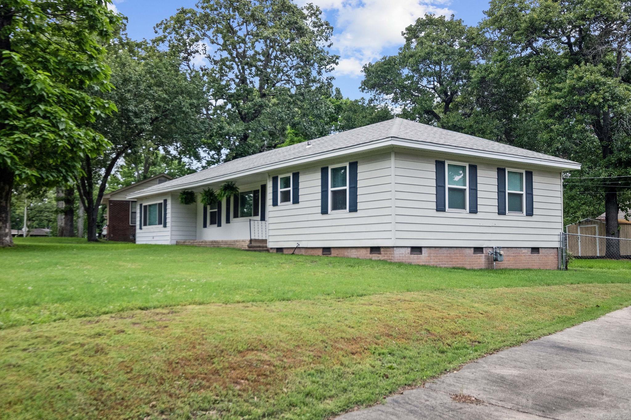 4200 Lakeview Road