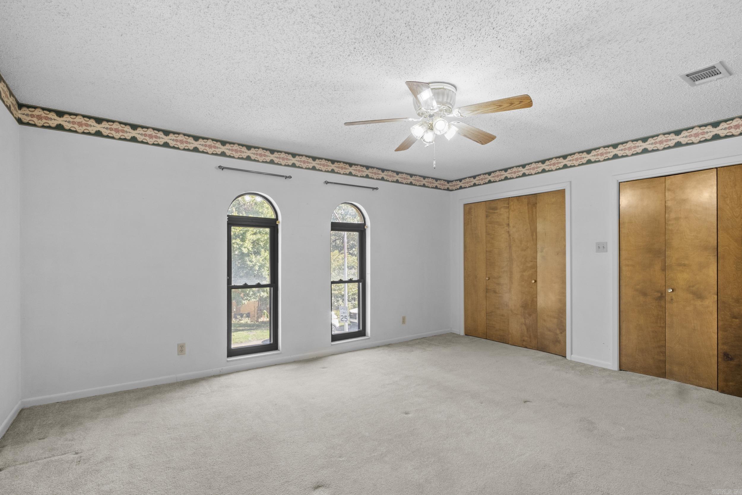 5605 N Walnut Rd. Road