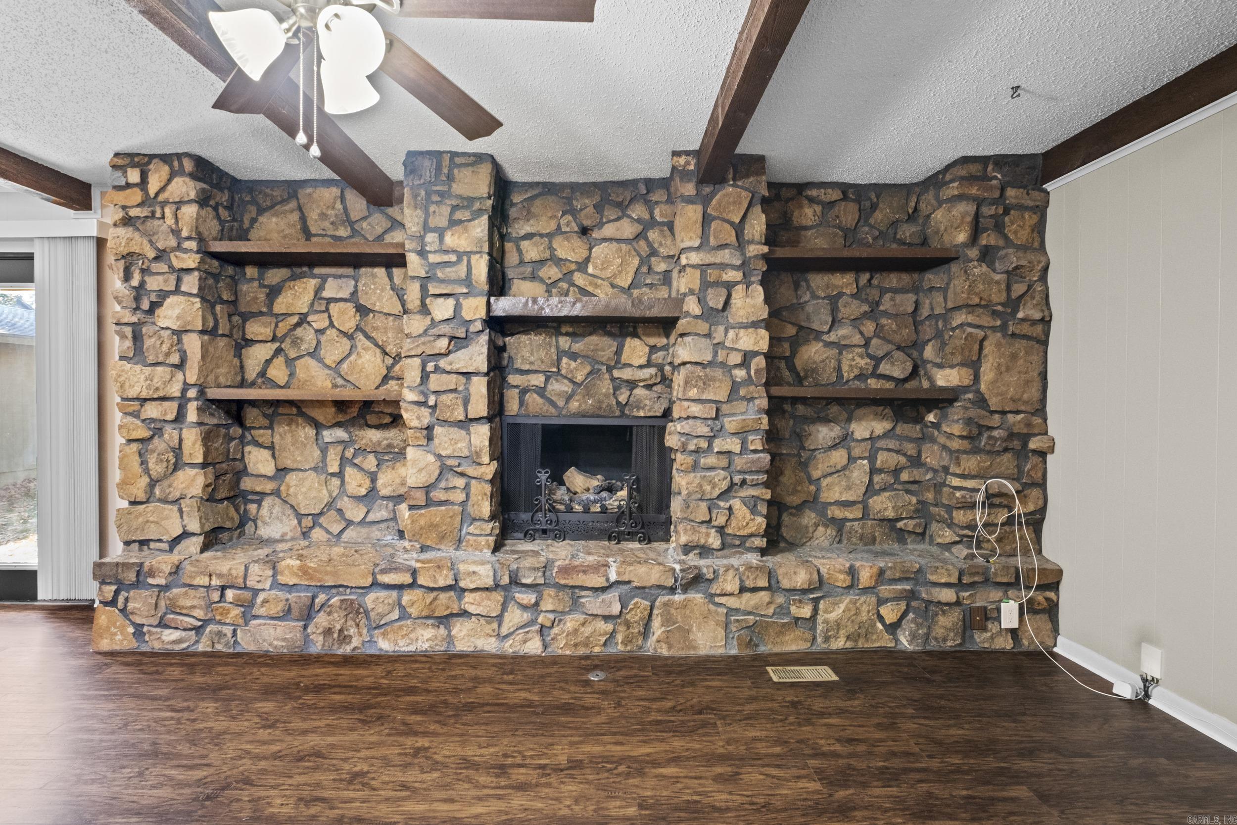 5605 N Walnut Rd. Road