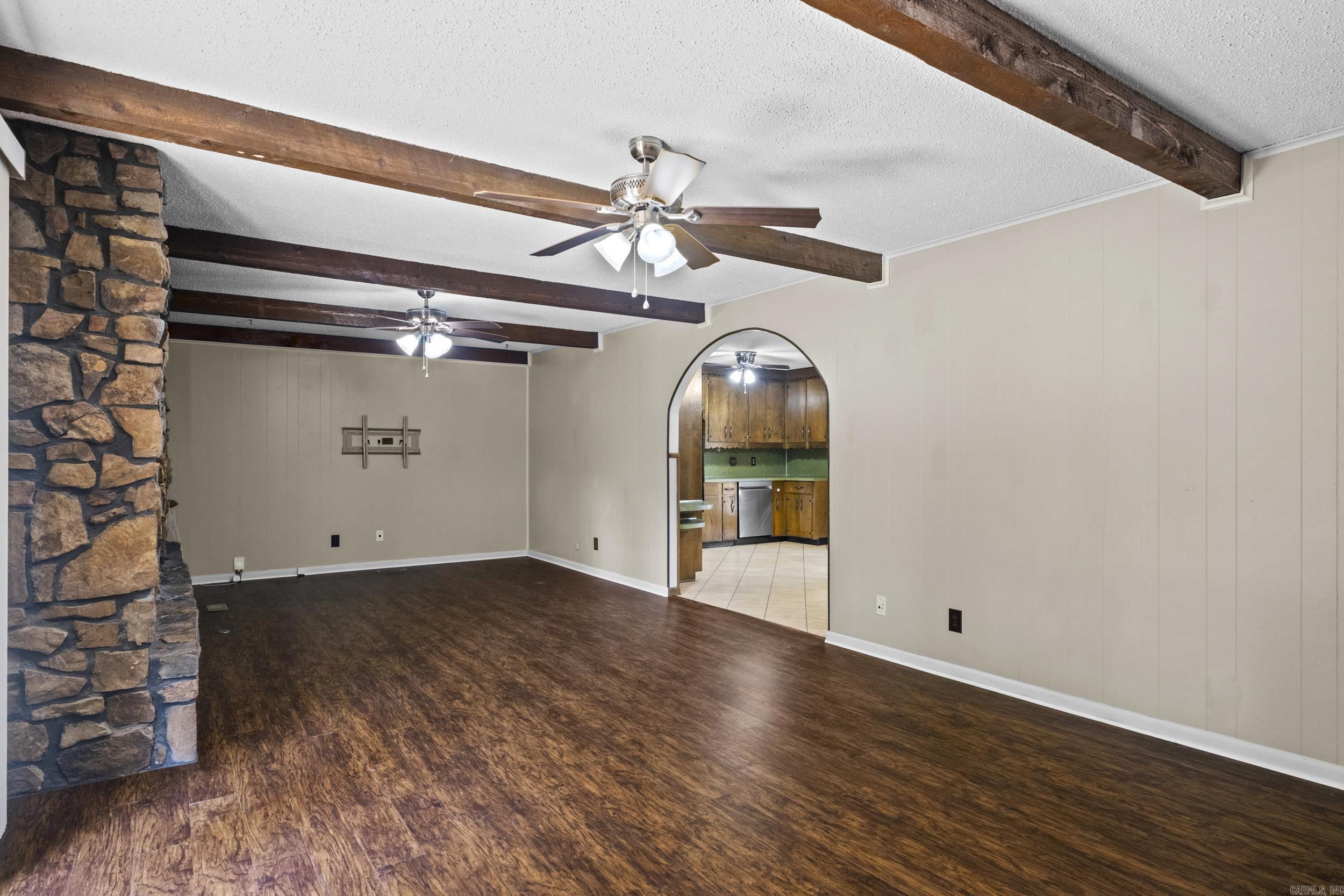 5605 N Walnut Rd. Road