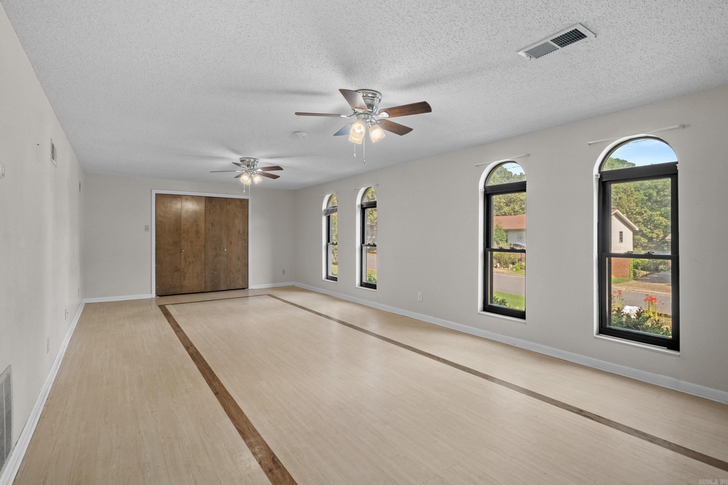 5605 N Walnut Rd. Road