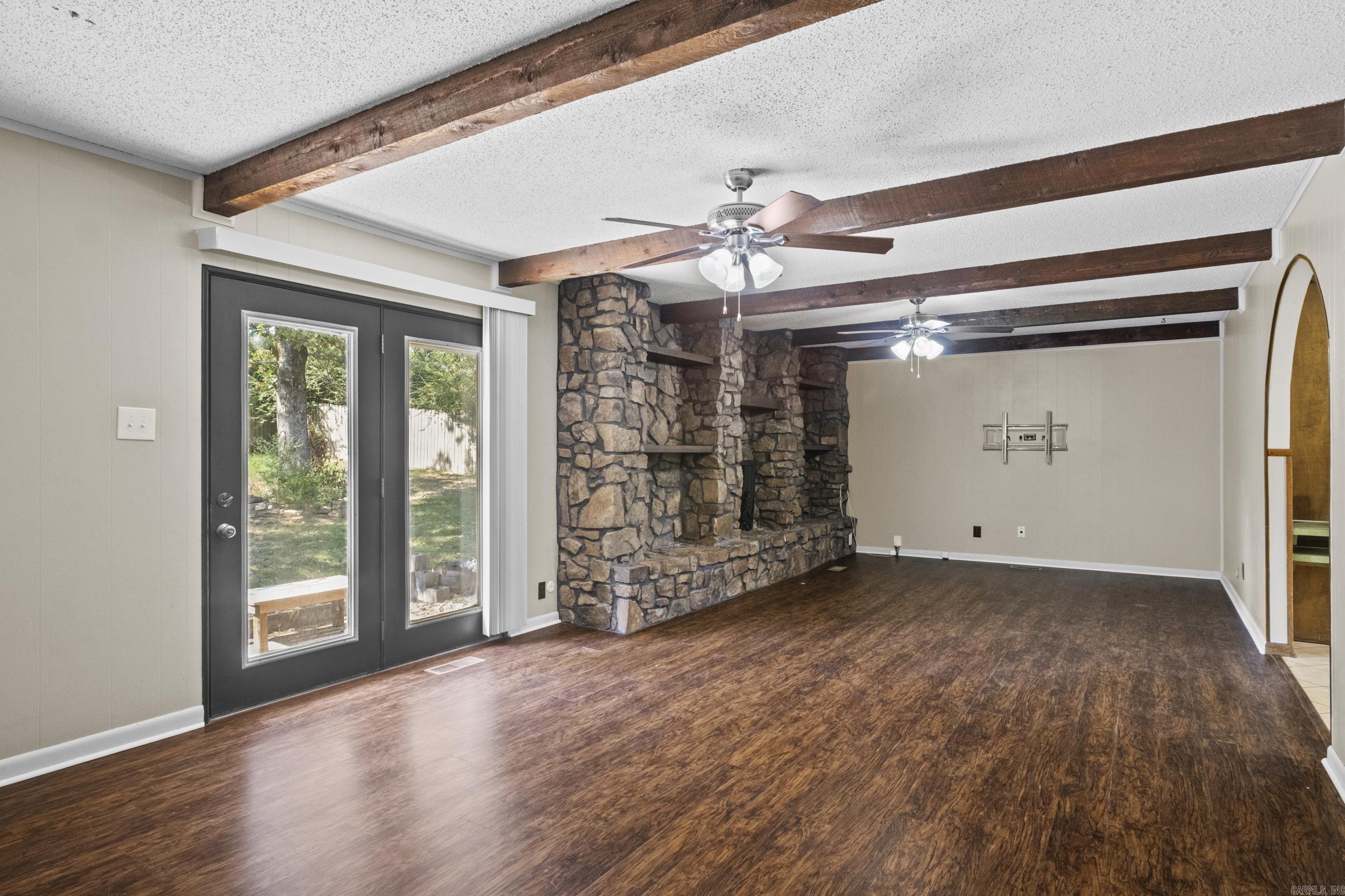 5605 N Walnut Rd. Road