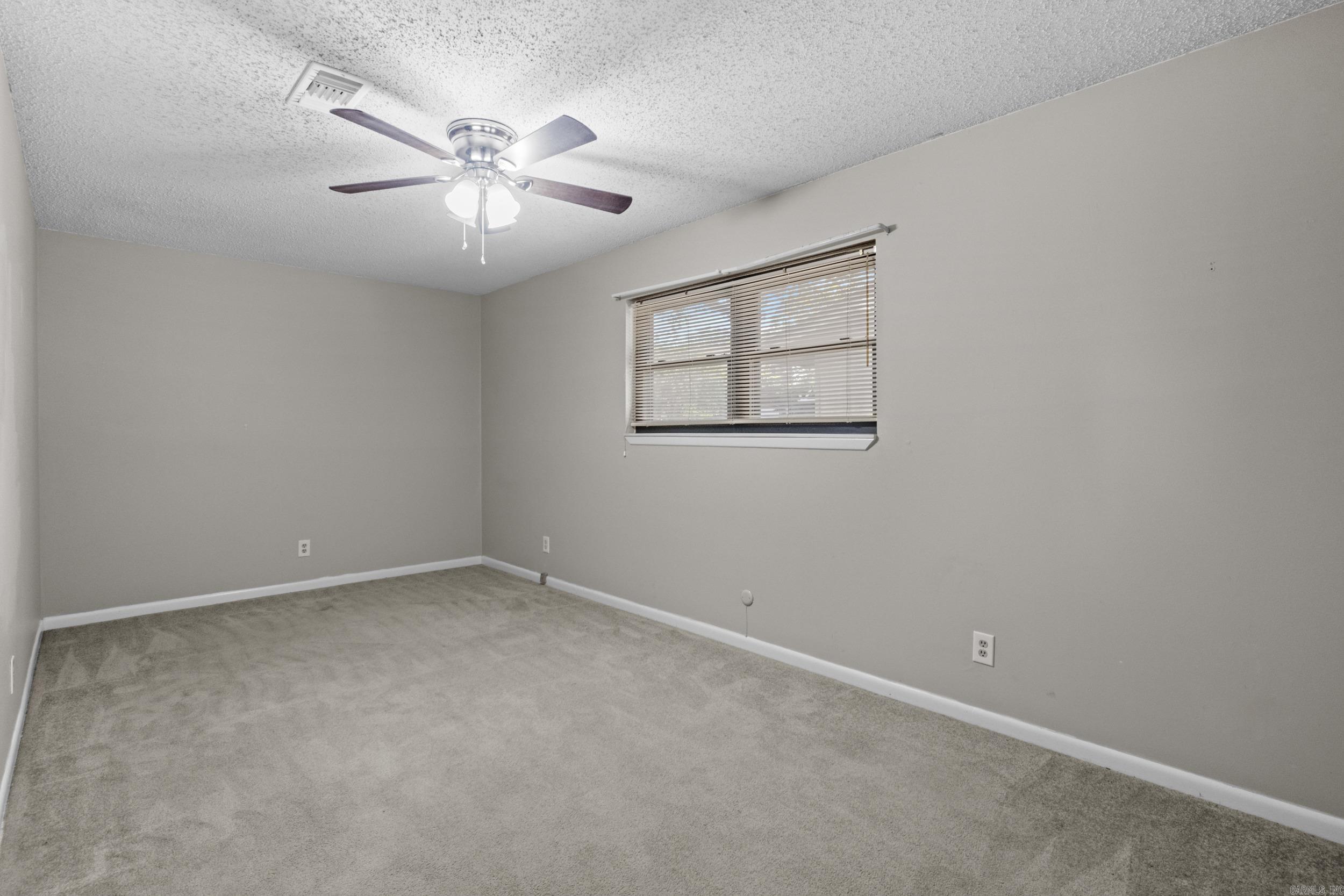 5605 N Walnut Rd. Road