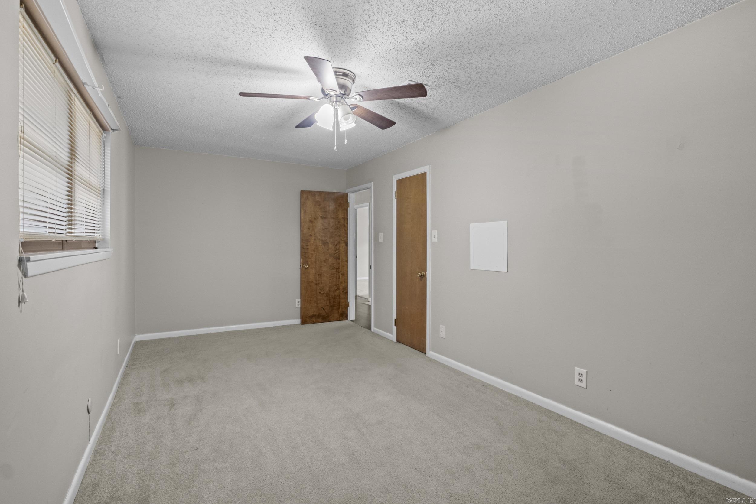 5605 N Walnut Rd. Road