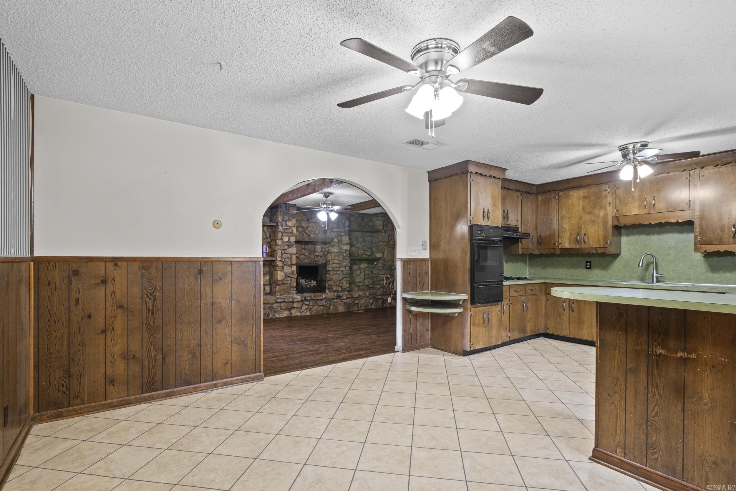 5605 N Walnut Rd. Road