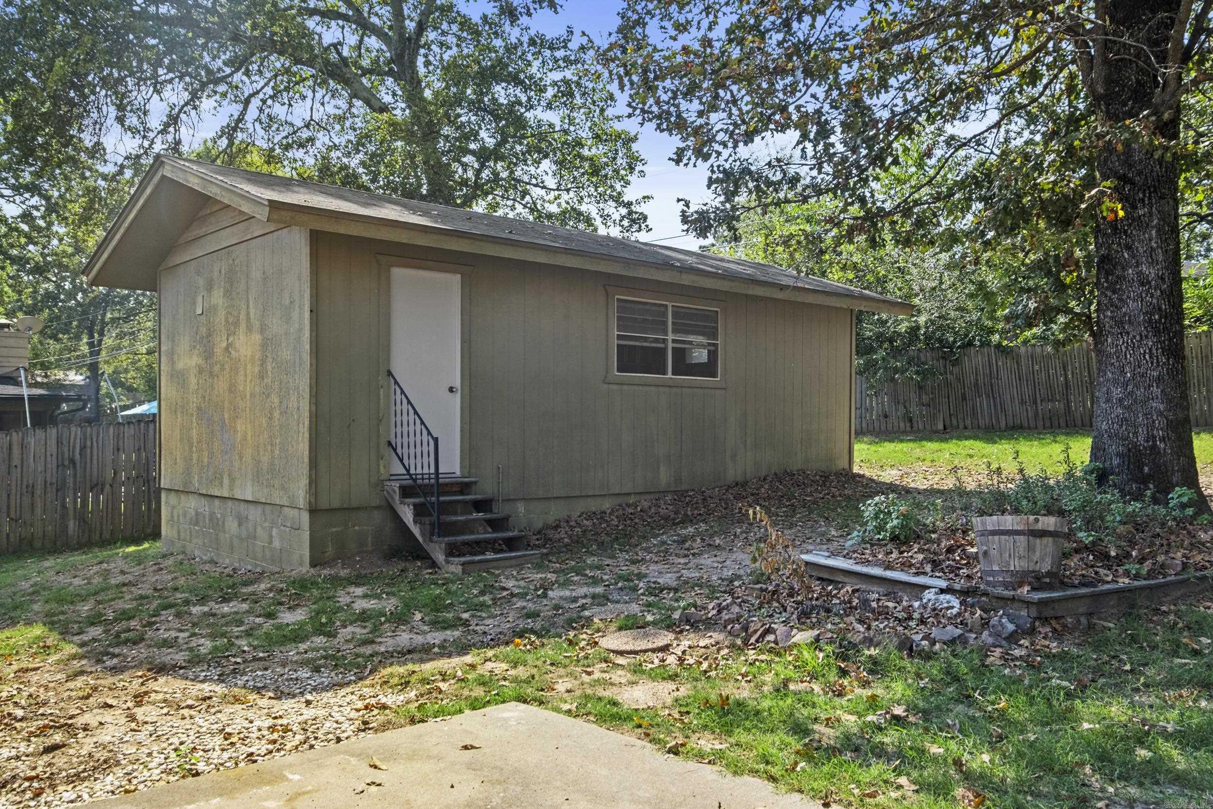5605 N Walnut Rd. Road