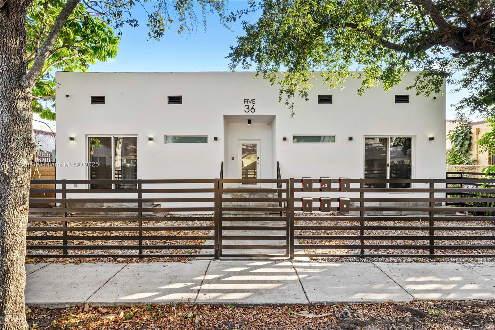 536 NW 42nd St