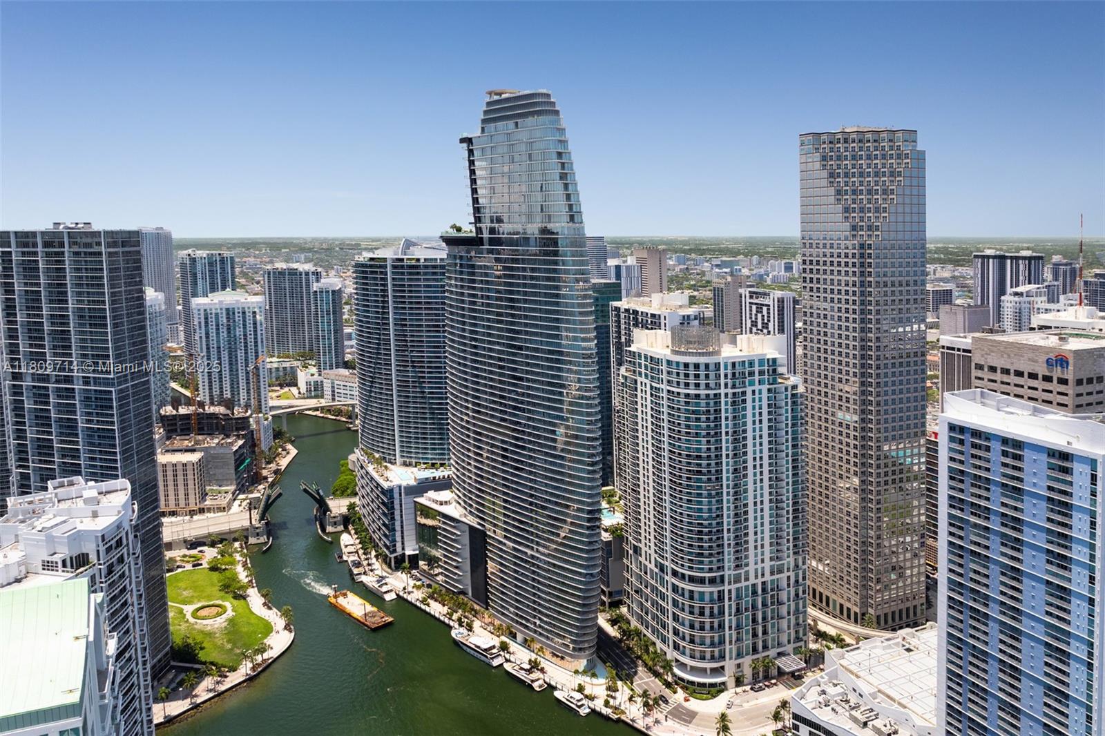 300 Biscayne Boulevard Way # 5205W