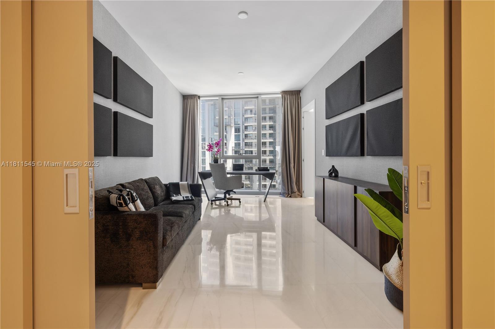 300 Biscayne Blvd Way # 3104