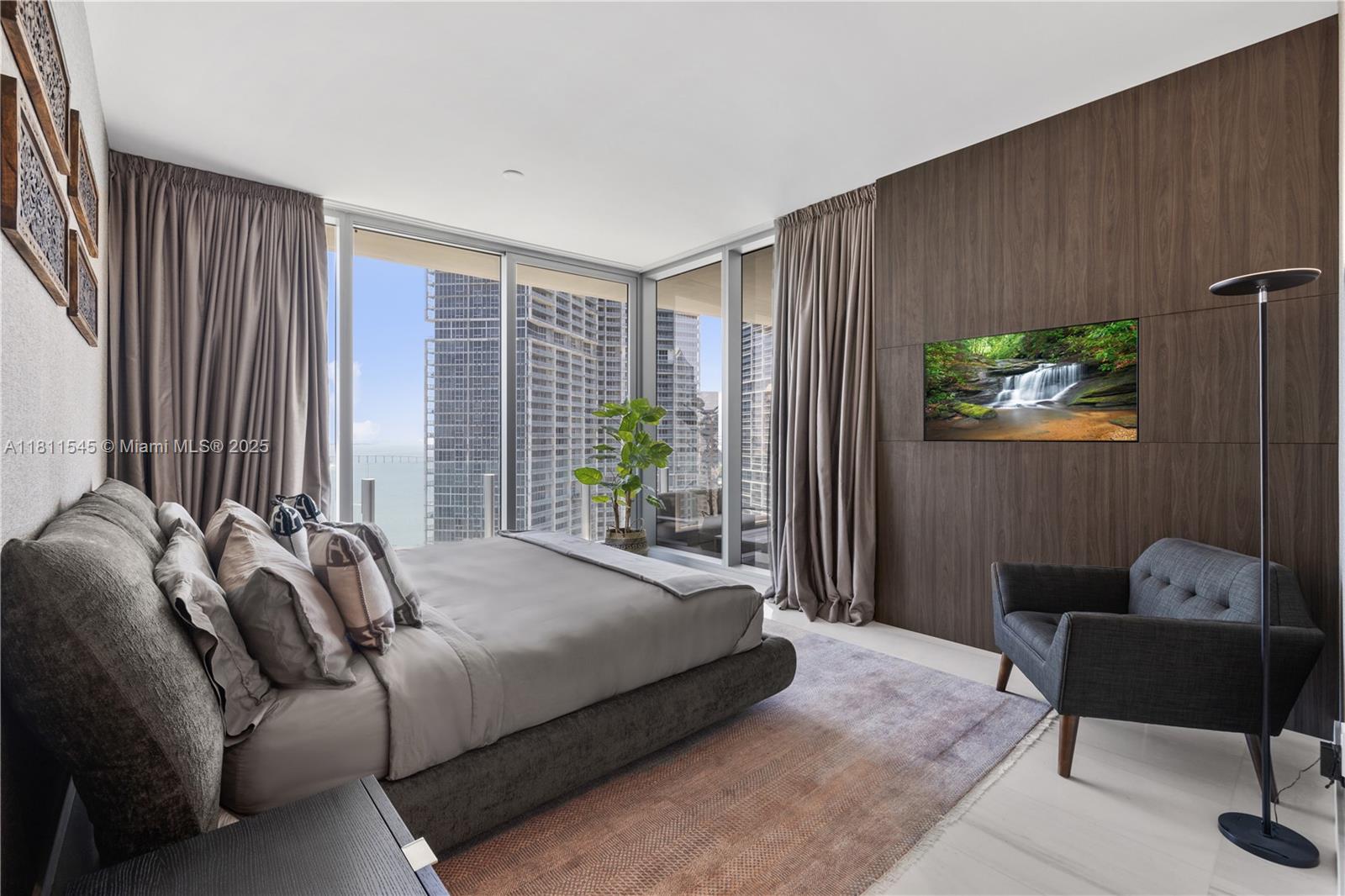 300 Biscayne Blvd Way # 3104