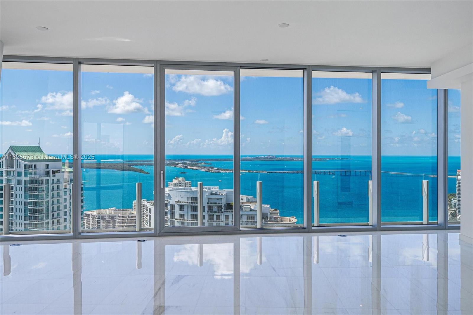 300 Biscayne Blvd Way # 4301