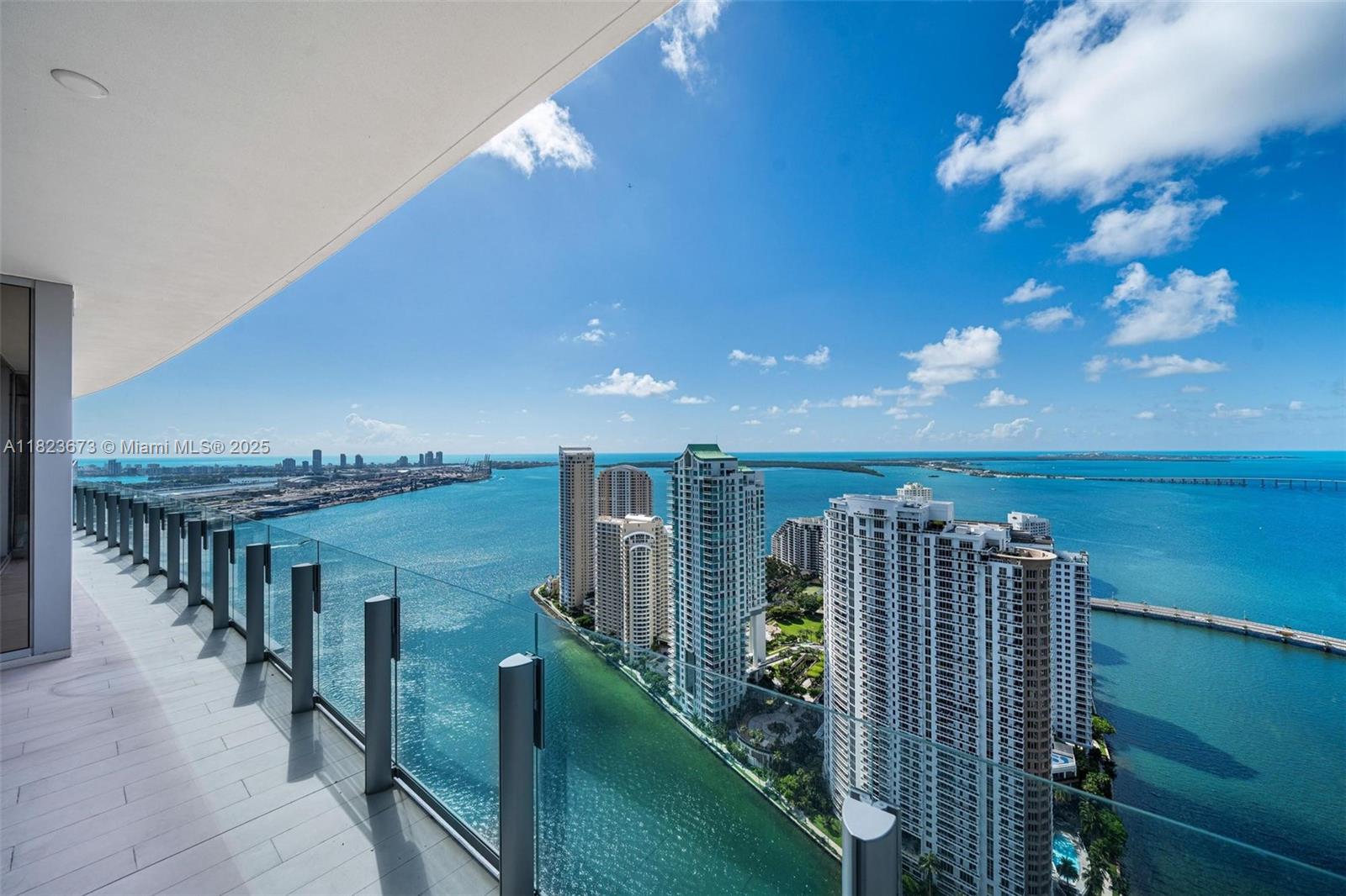 300 Biscayne Blvd Way # 4301