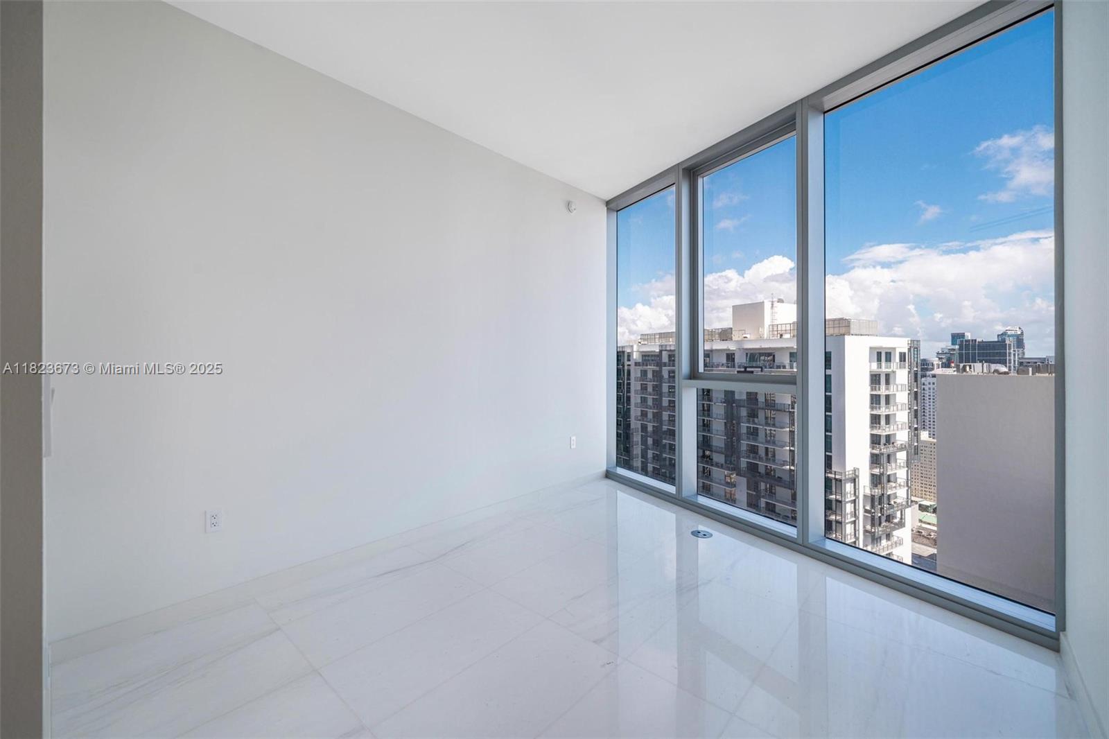 300 Biscayne Blvd Way # 4301