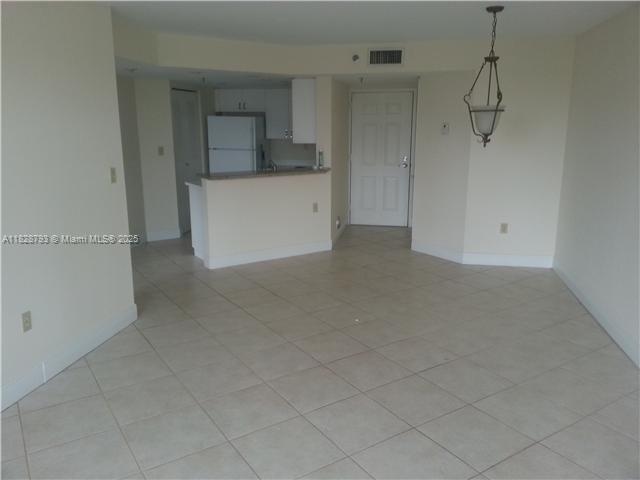 2351 Douglas Rd # 505