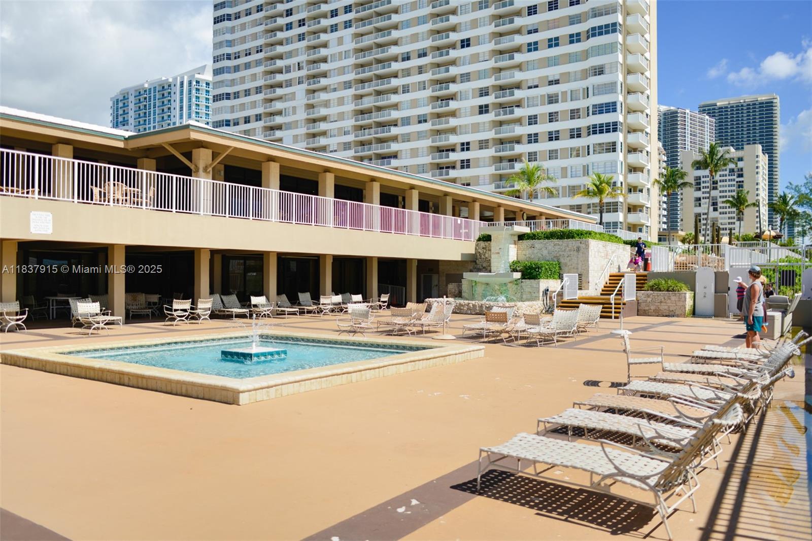 1980 S Ocean Dr # 3A