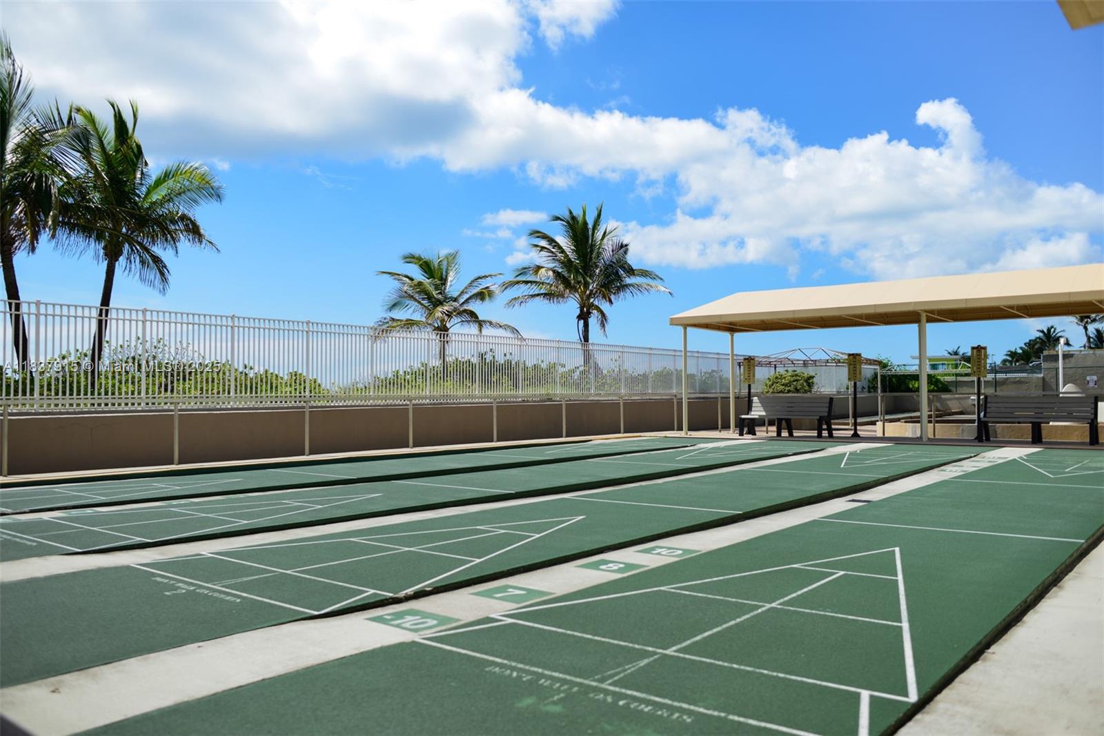 1980 S Ocean Dr # 3A
