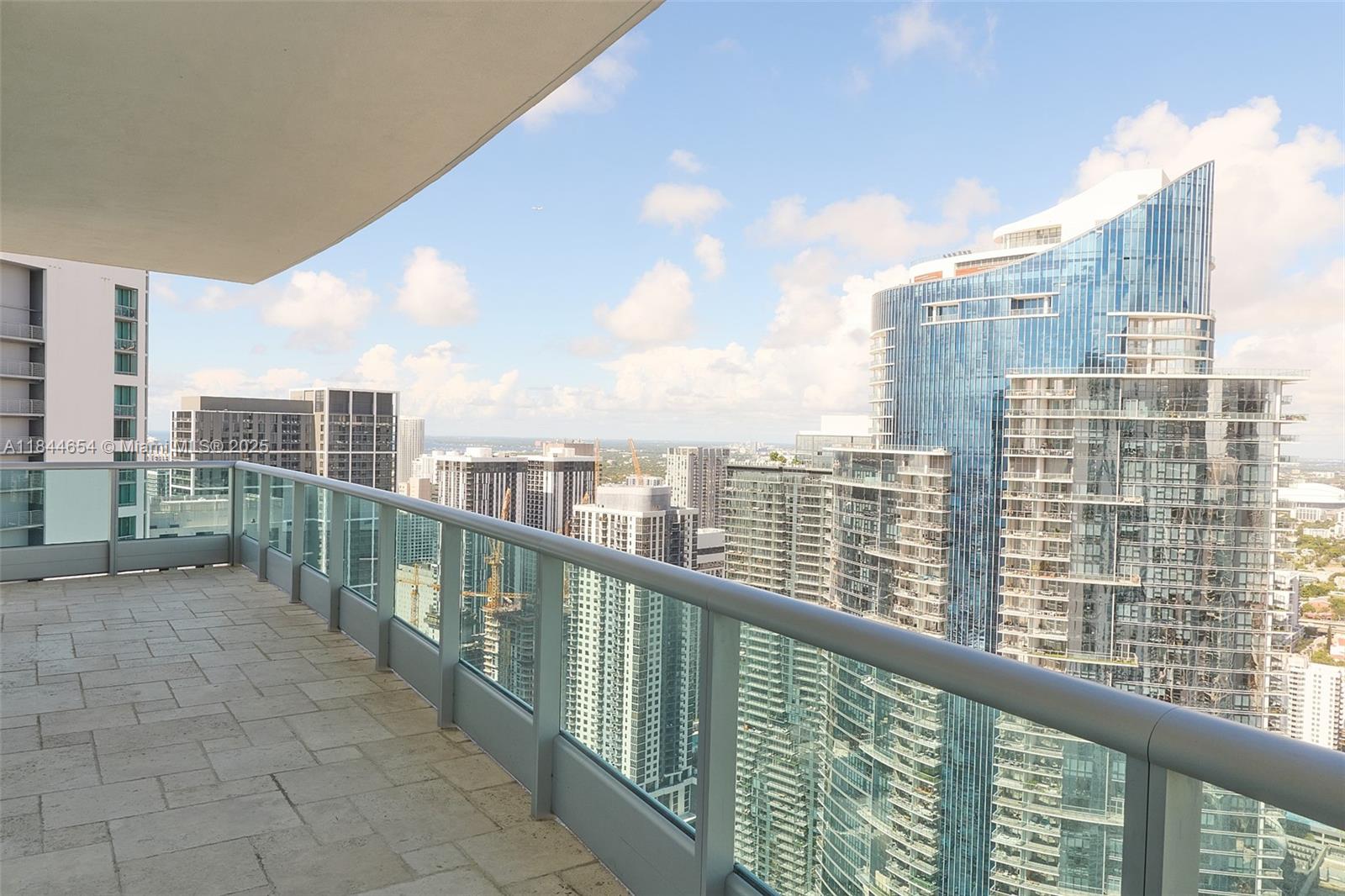 900 Biscayne Blvd # 5601