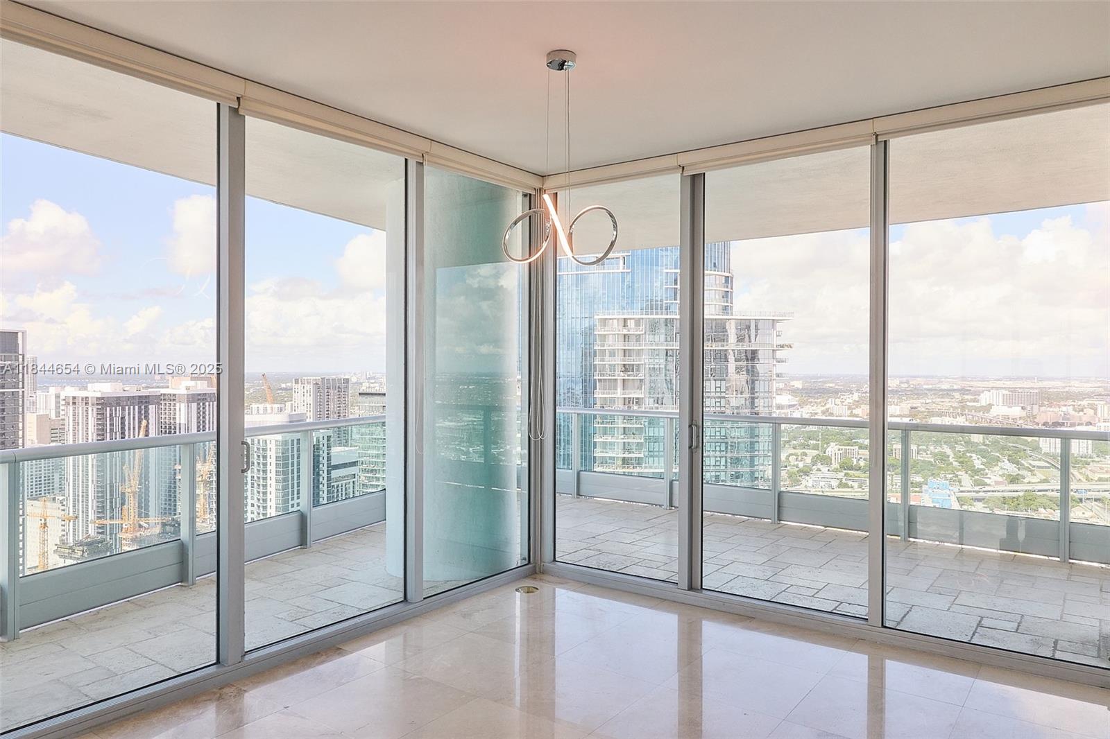 900 Biscayne Blvd # 5601