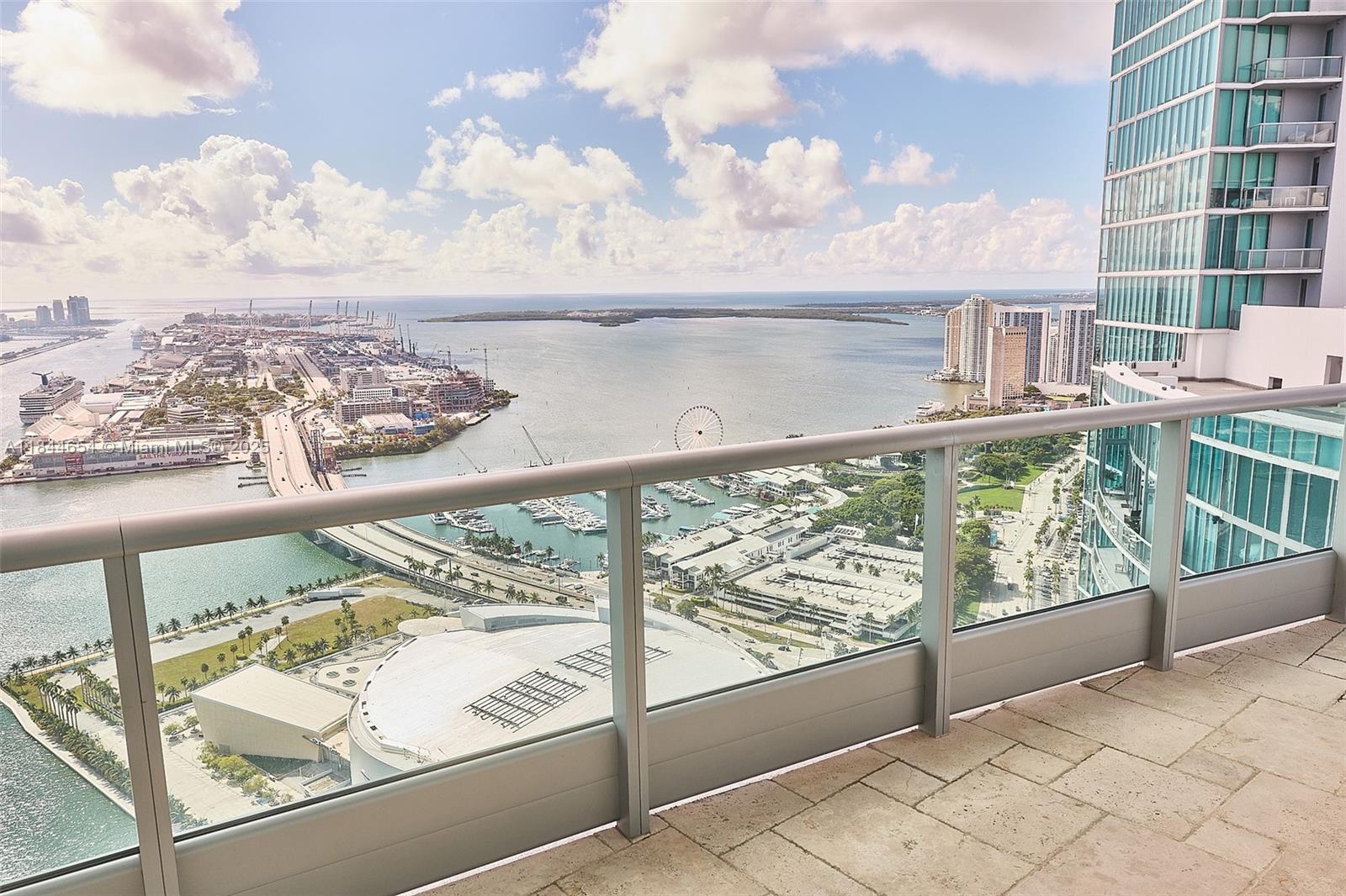 900 Biscayne Blvd # 5601