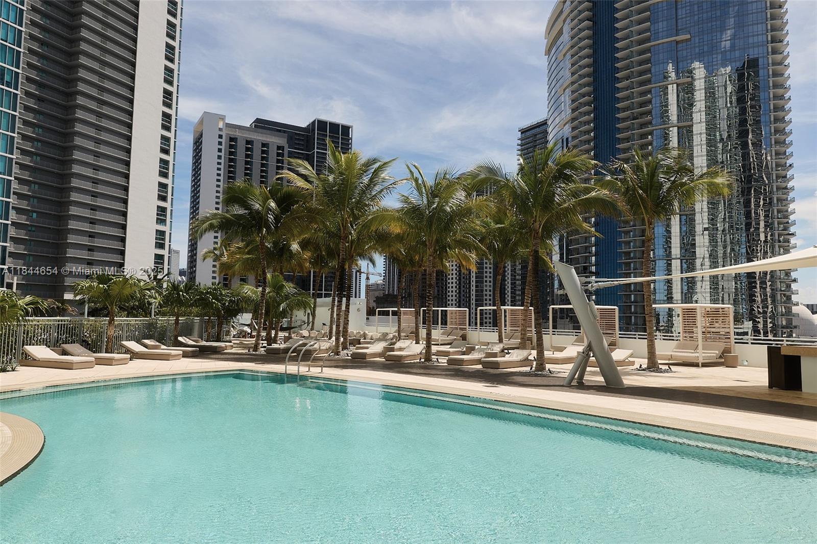 900 Biscayne Blvd # 5601