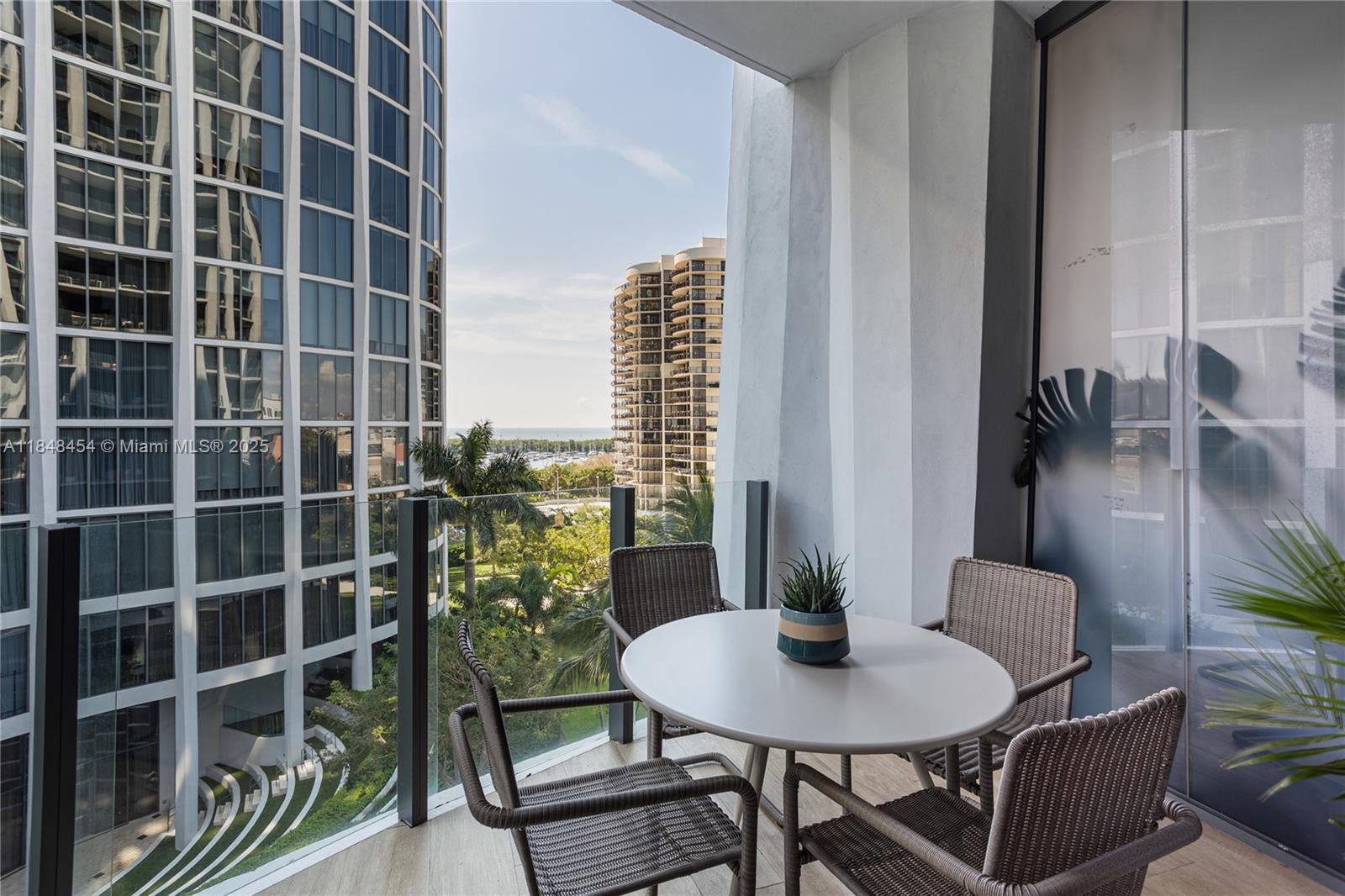 2831 S Bayshore Dr # 604
