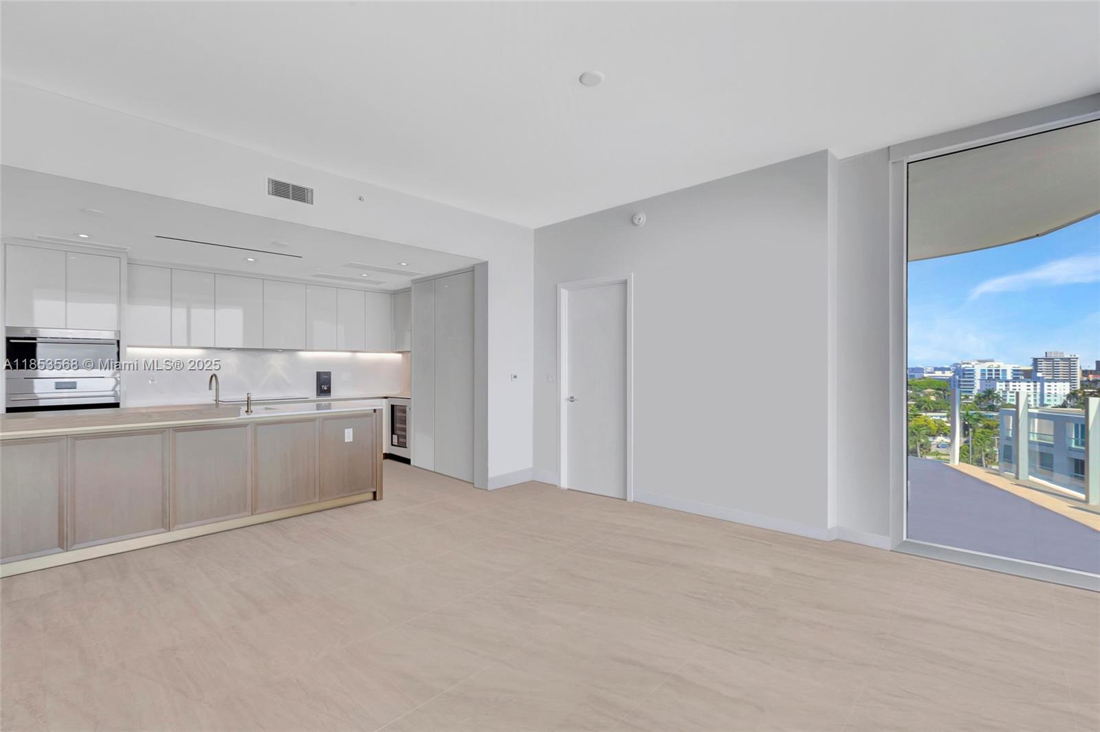 525 N Fort Lauderdale Beach Blvd Unit: 802