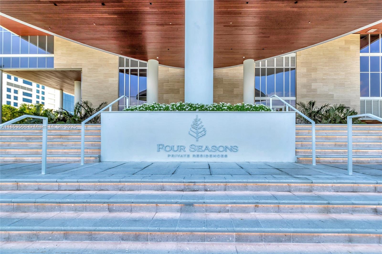 525 N Fort Lauderdale Beach Blvd Unit: 802