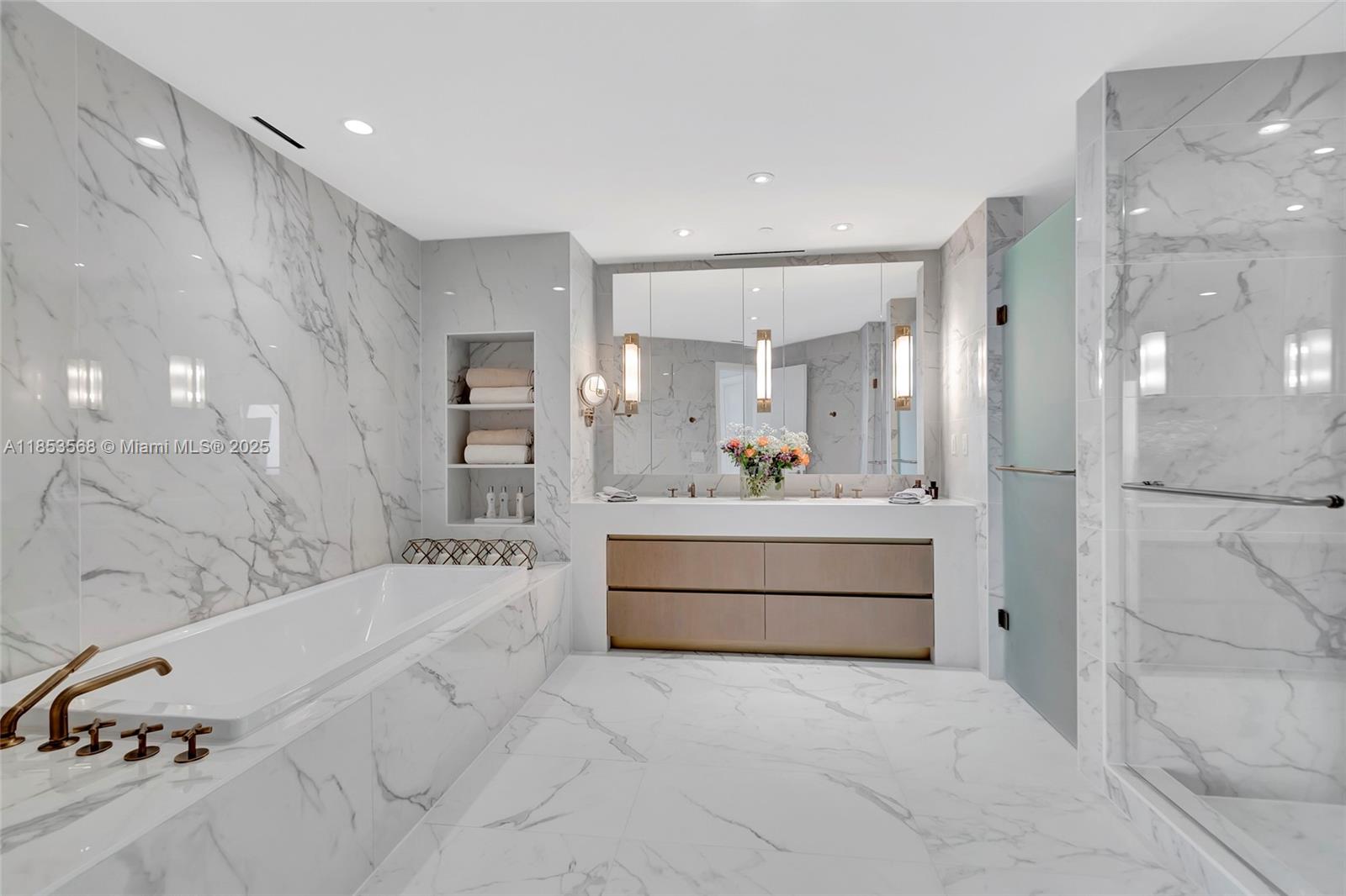 525 N Fort Lauderdale Beach Blvd Unit: 802
