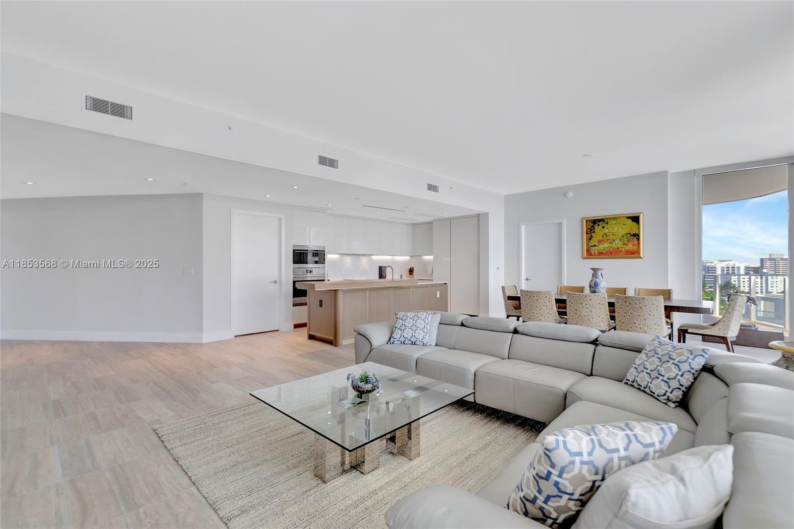 525 N Fort Lauderdale Beach Blvd Unit: 802