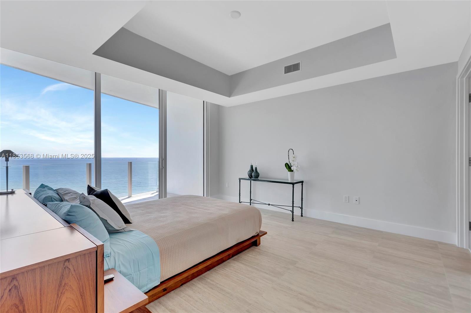 525 N Fort Lauderdale Beach Blvd Unit: 802