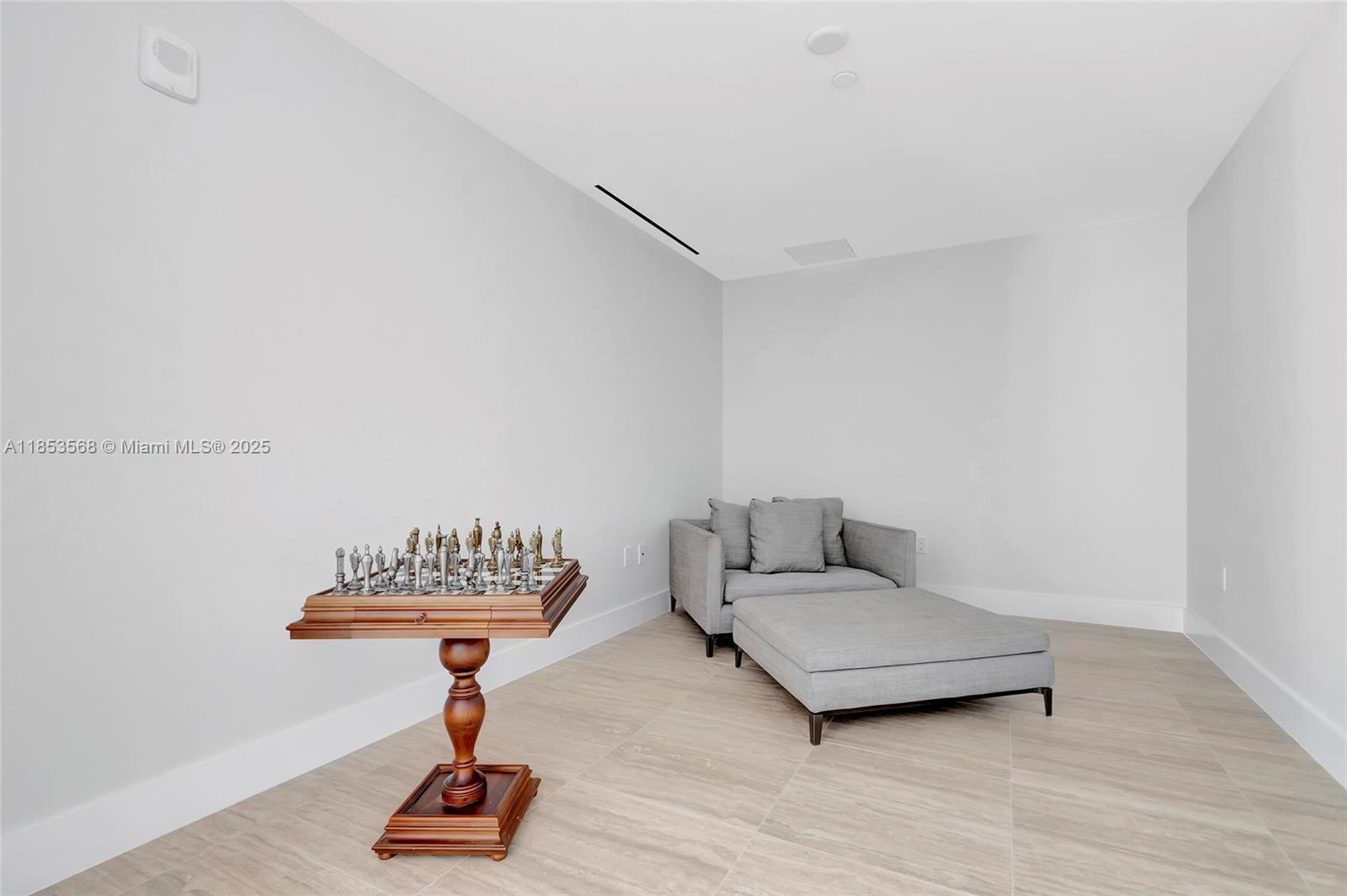 525 N Fort Lauderdale Beach Blvd Unit: 802