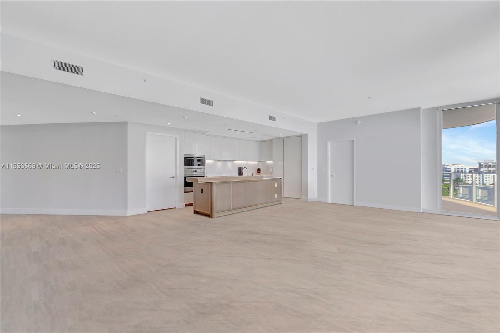 525 N Fort Lauderdale Beach Blvd Unit: 802