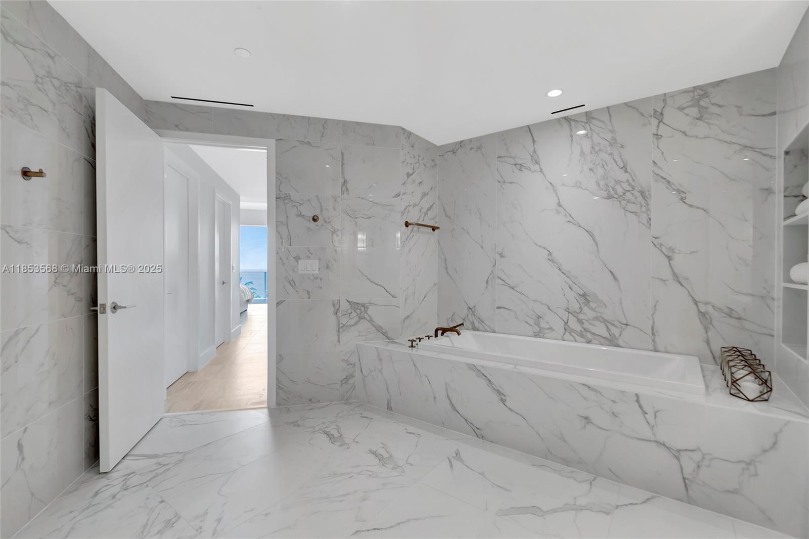 525 N Fort Lauderdale Beach Blvd Unit: 802