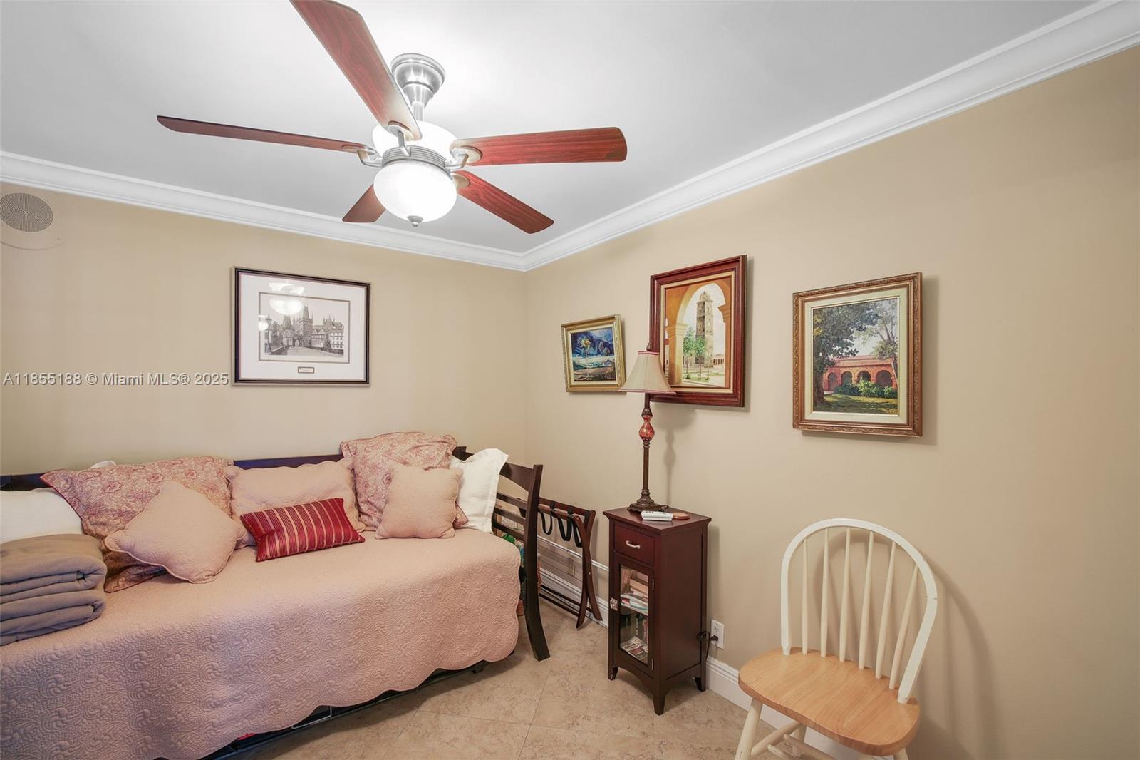 2401 Collins Ave # 1807