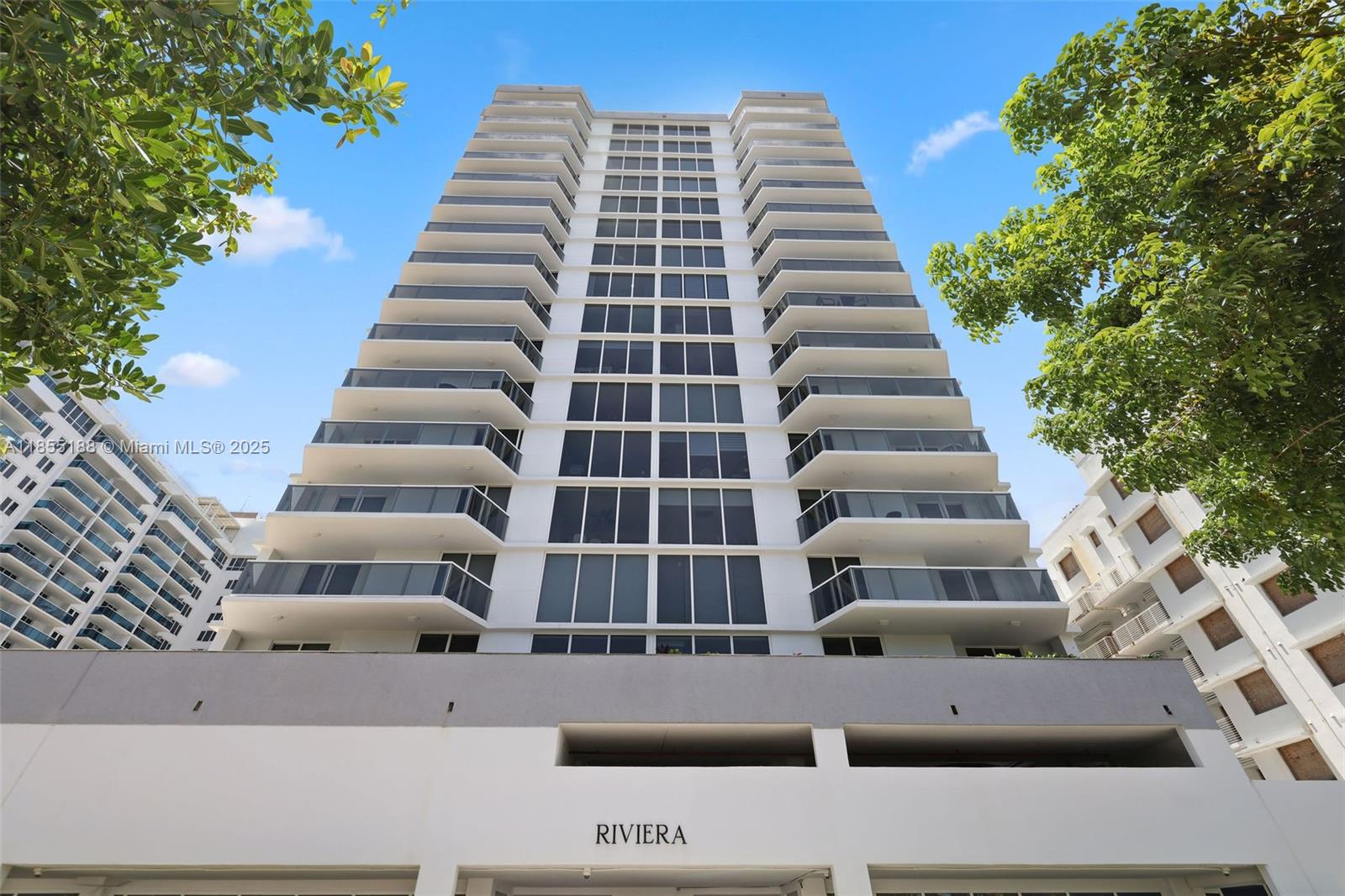 2401 Collins Ave # 1807