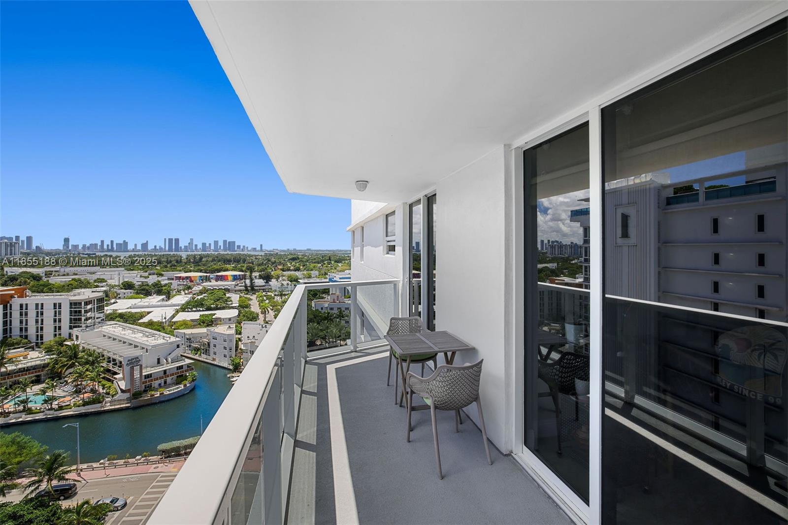 2401 Collins Ave # 1807
