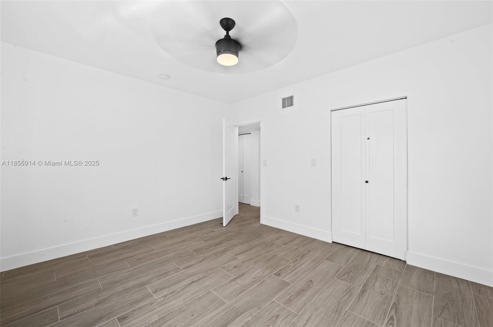 4222 NE 1st Ave # 2